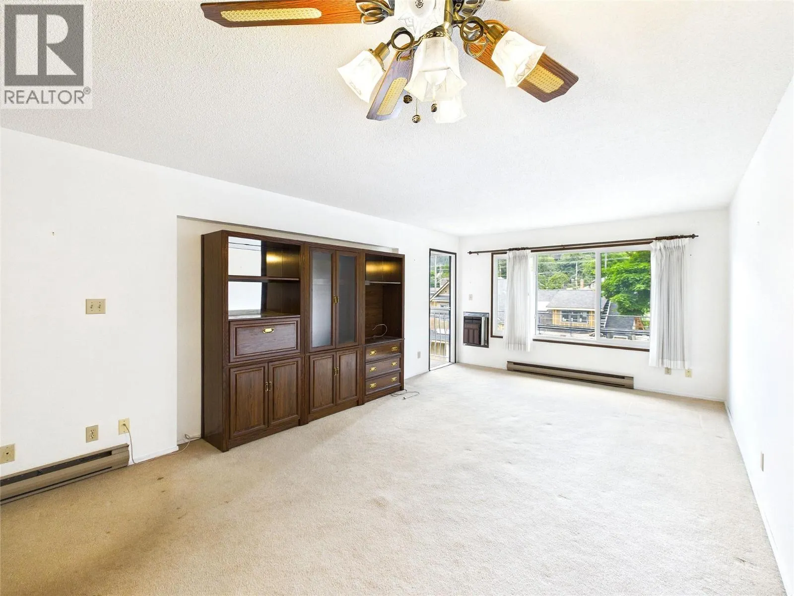 620 Second Street Unit# 304
