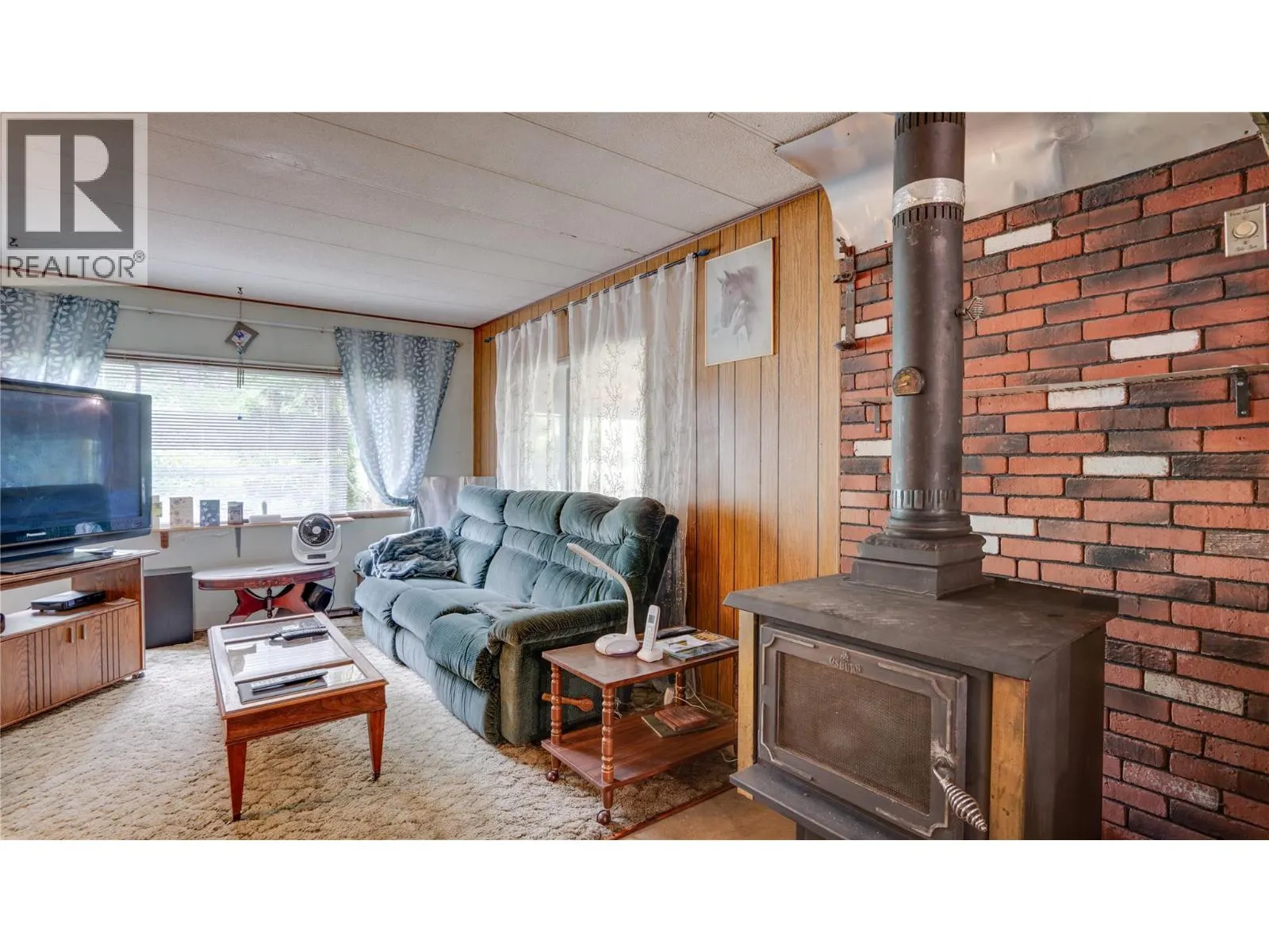 686 Powell Road