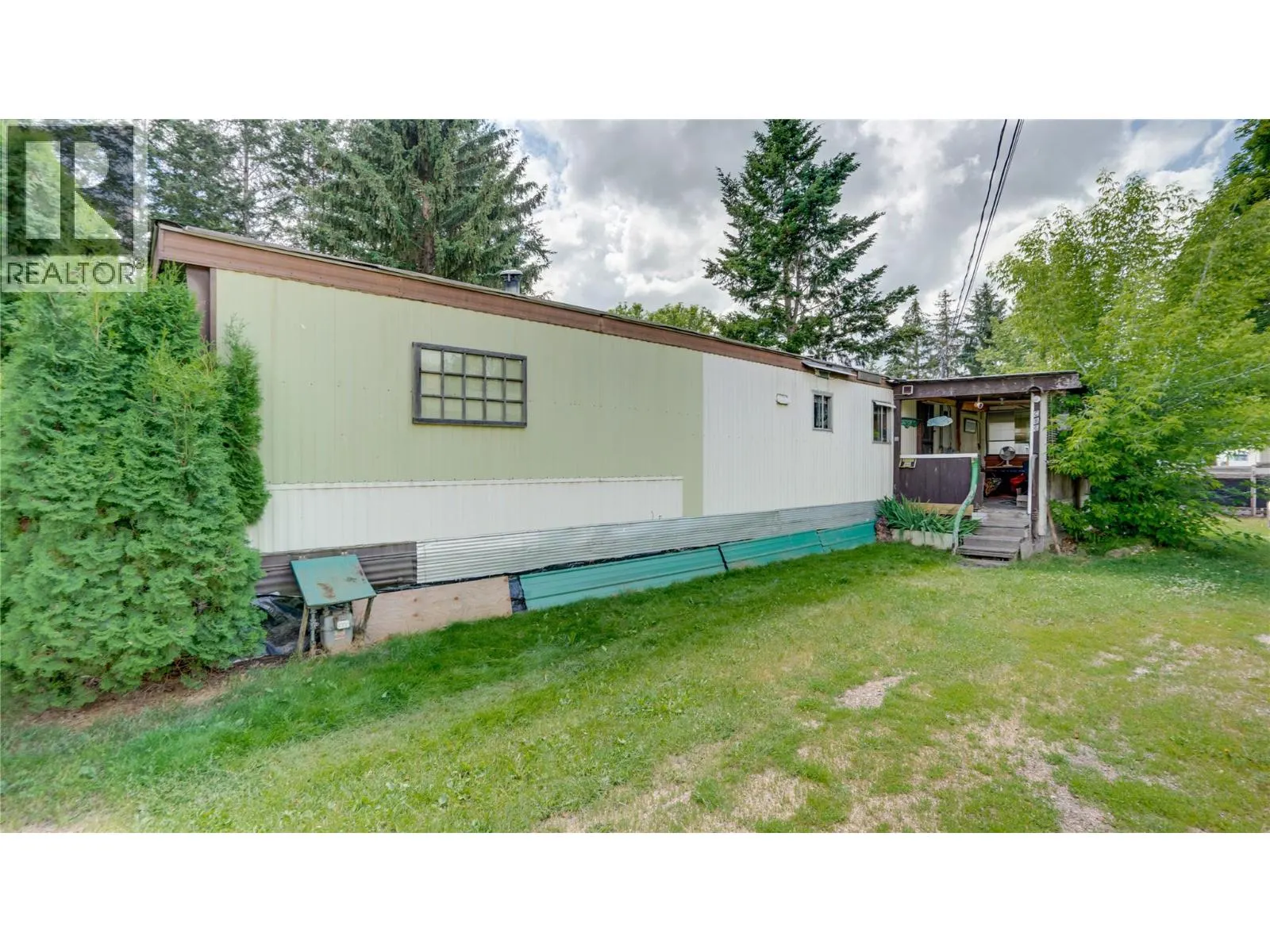 686 Powell Road