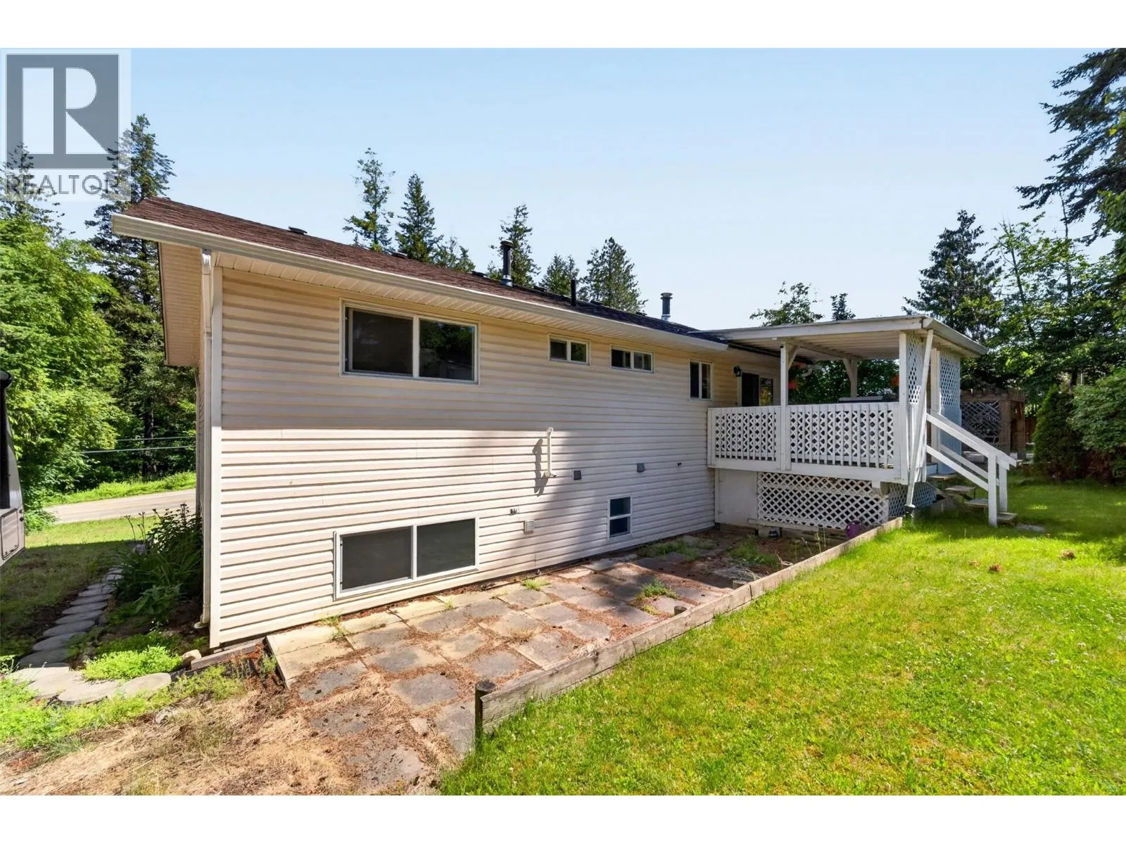 2250 Auto Road SE