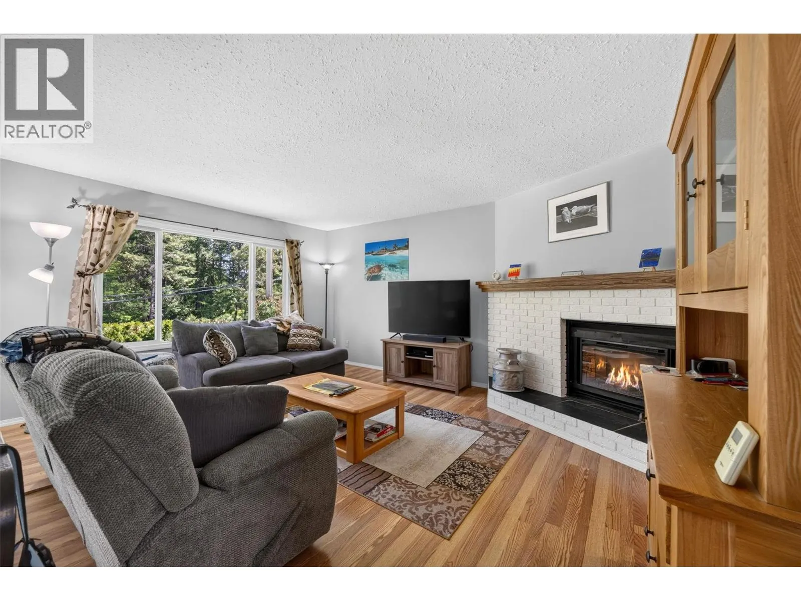 2250 Auto Road SE