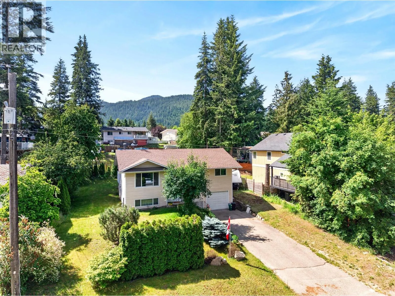 2250 Auto Road SE
