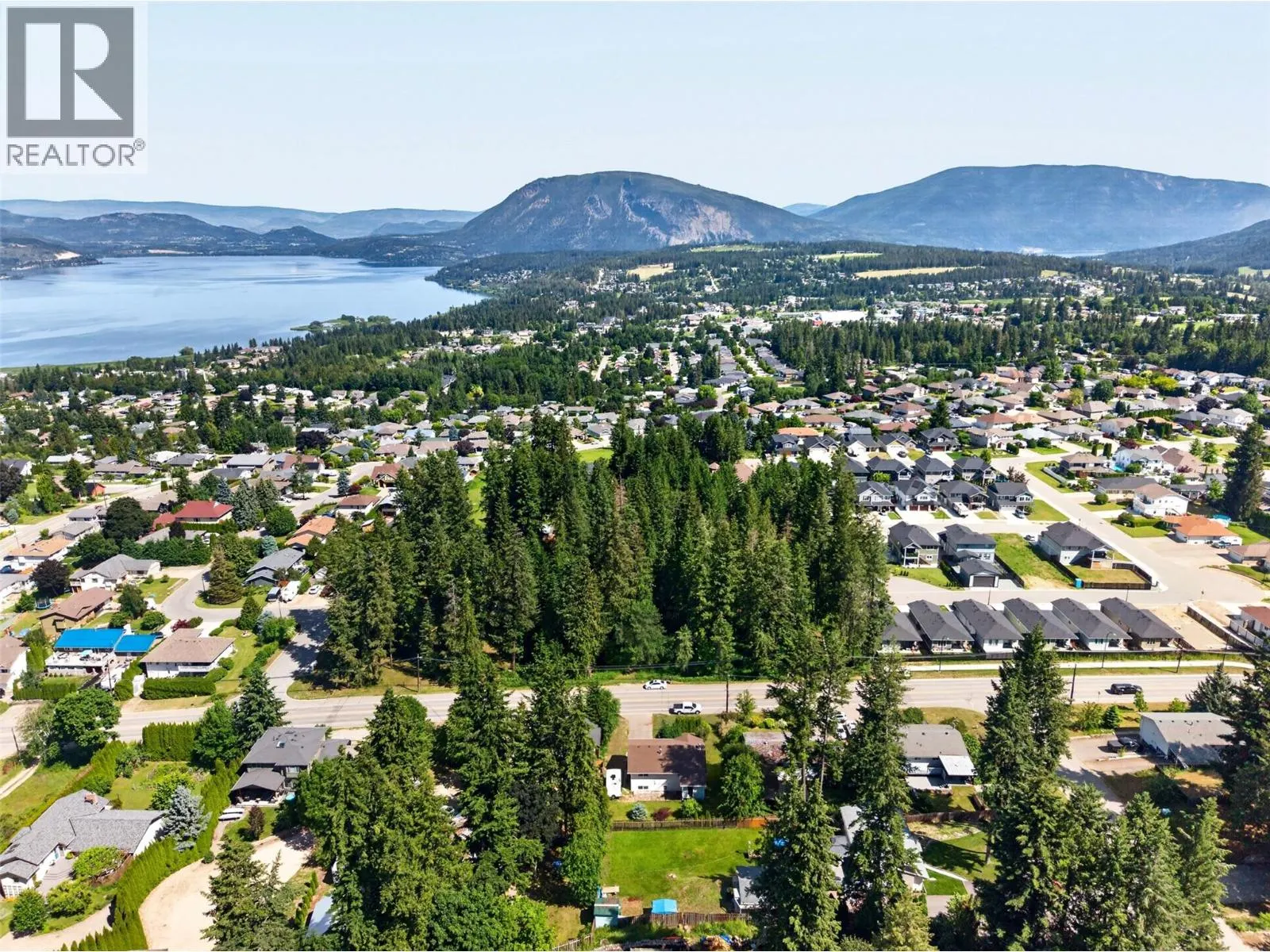 2250 Auto Road SE