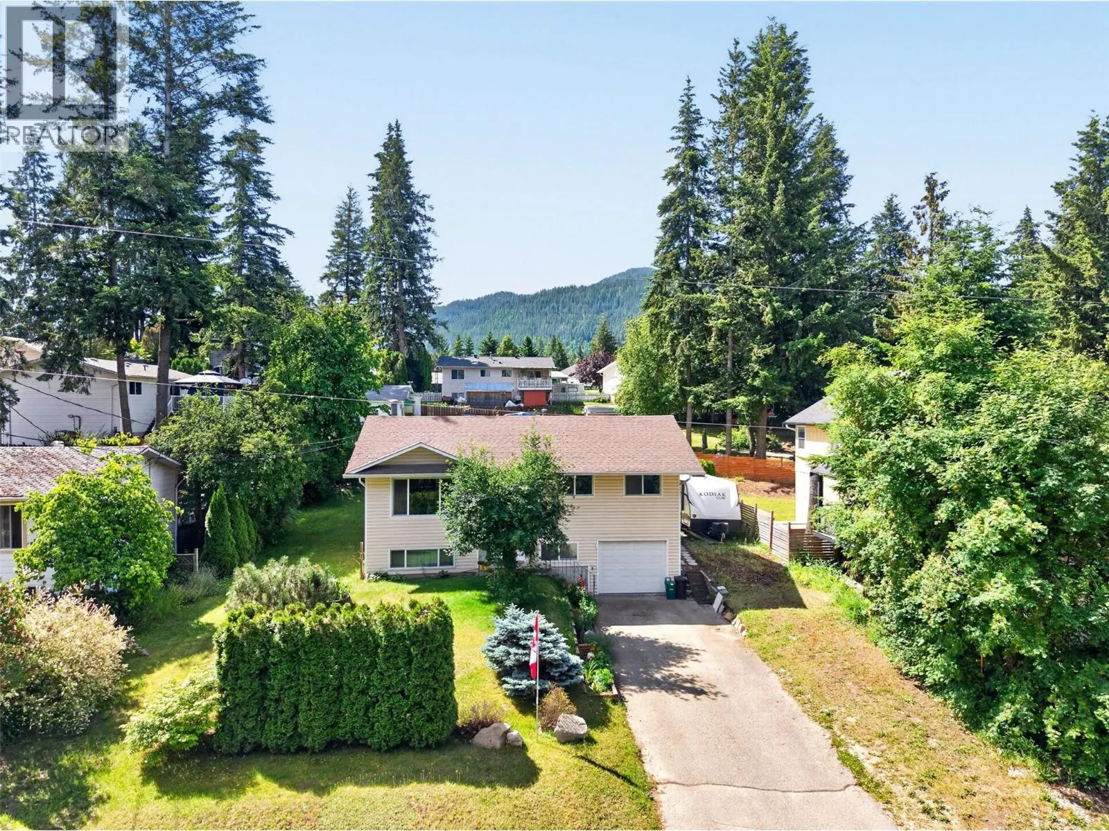 2250 Auto Road SE
