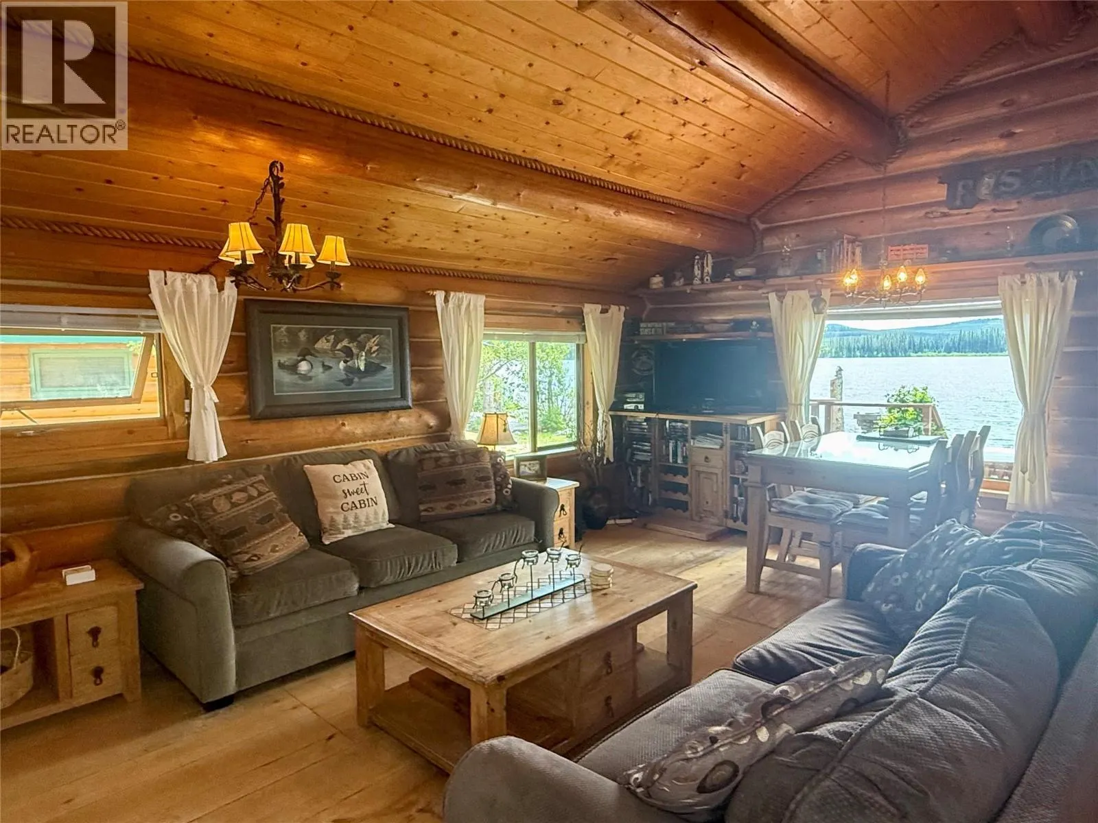Cabin 4 Hatheume Lake Road