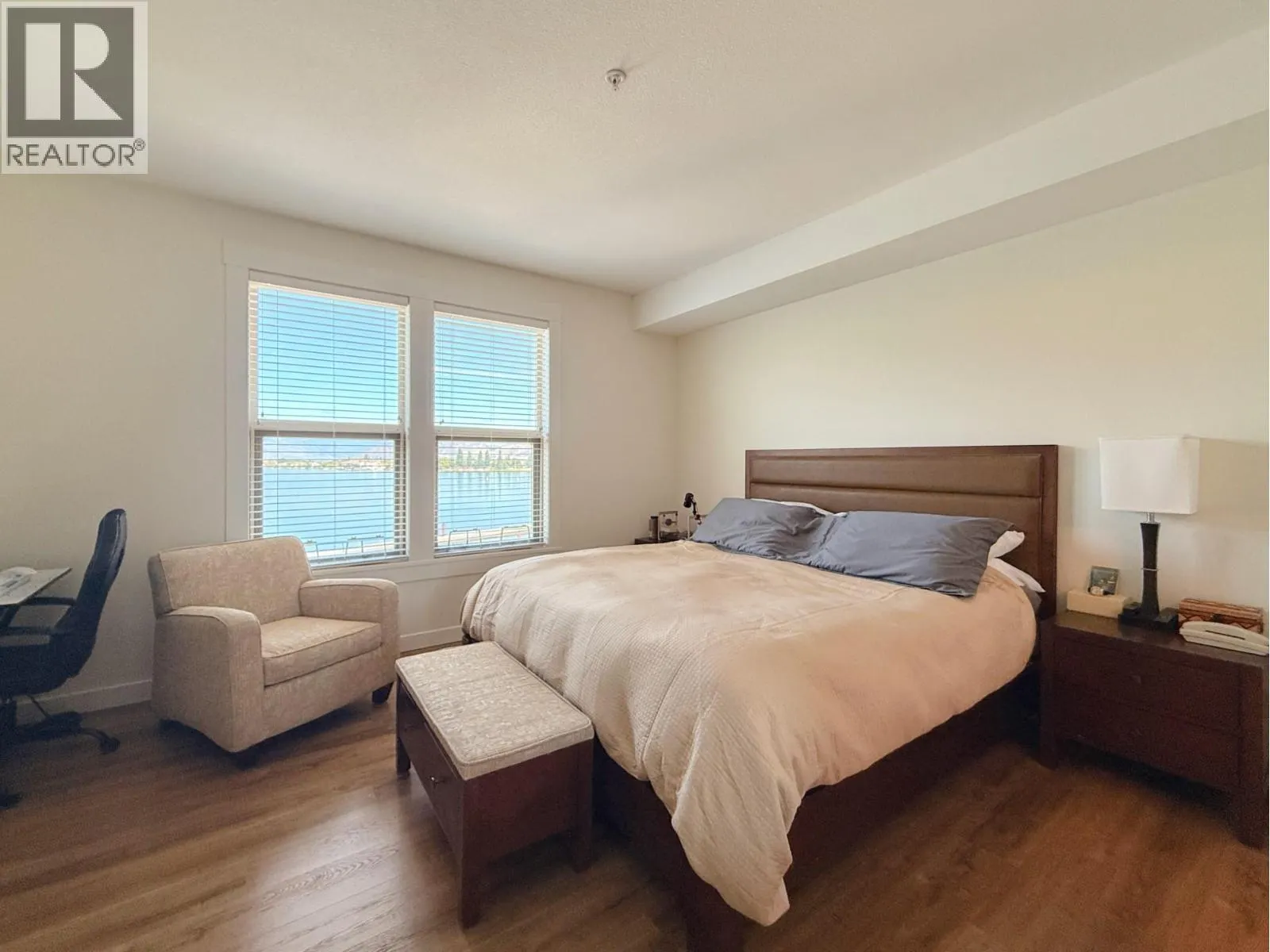 4200 Lakeshore Drive Unit# 241
