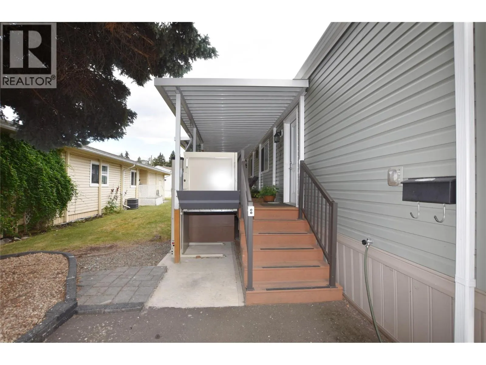 5484 25 Avenue Unit# 65