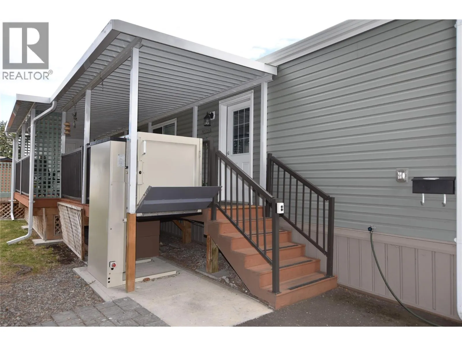5484 25 Avenue Unit# 65