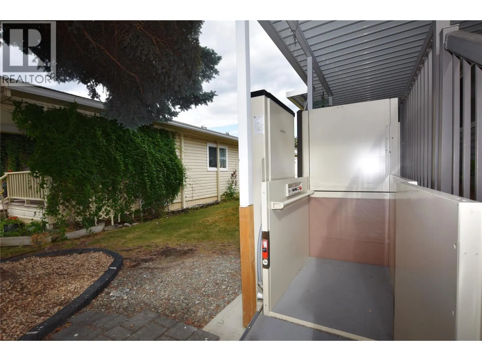 5484 25 Avenue Unit# 65