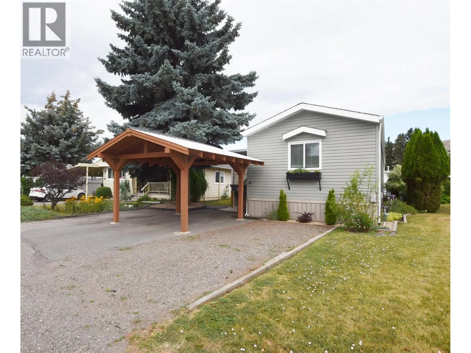 5484 25 Avenue Unit# 65