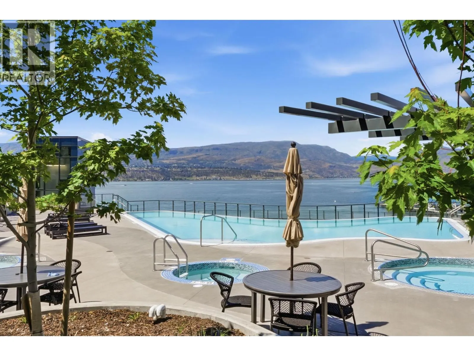 3700 Capozzi Road Unit# PH5