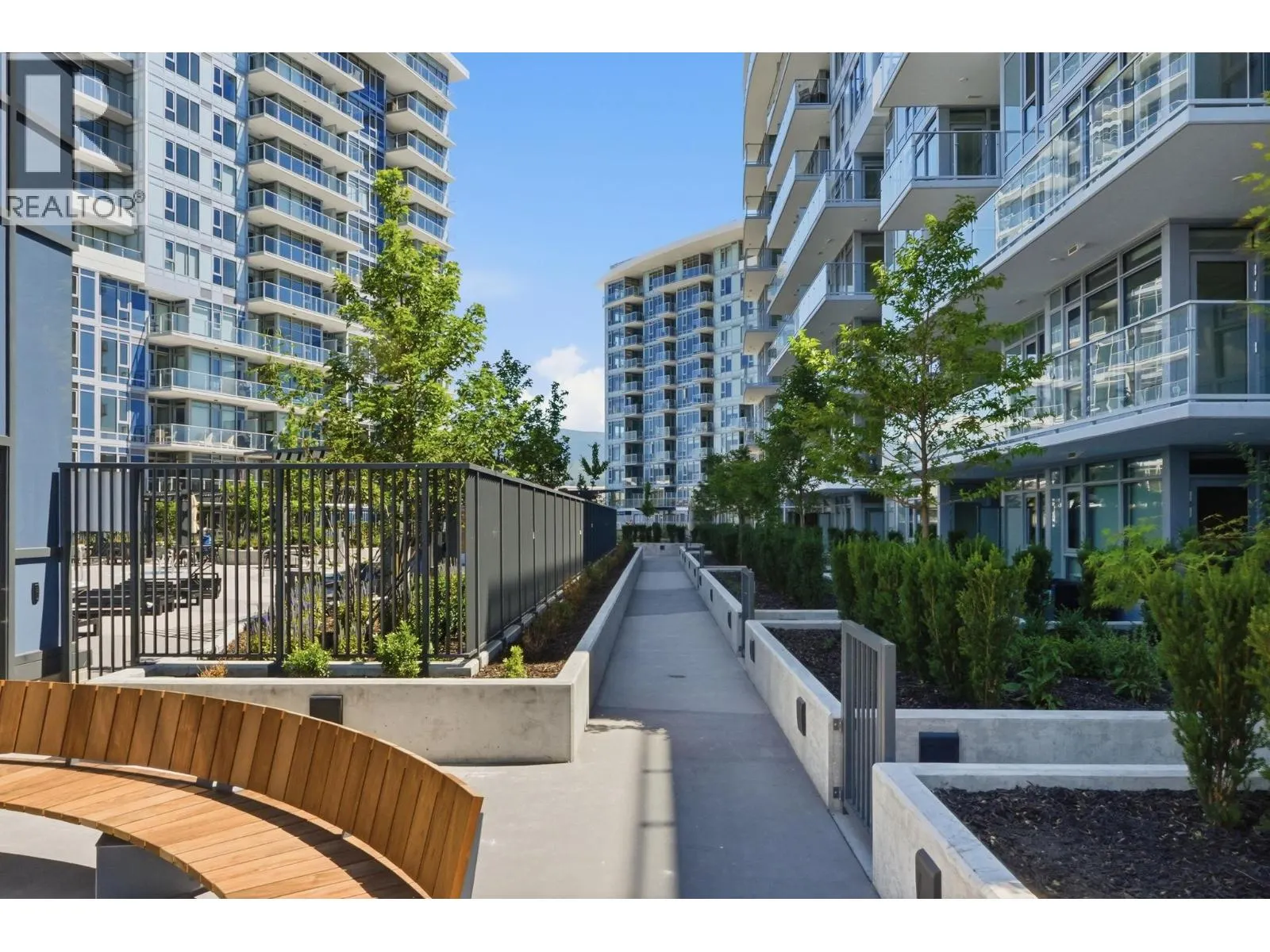 3700 Capozzi Road Unit# PH5