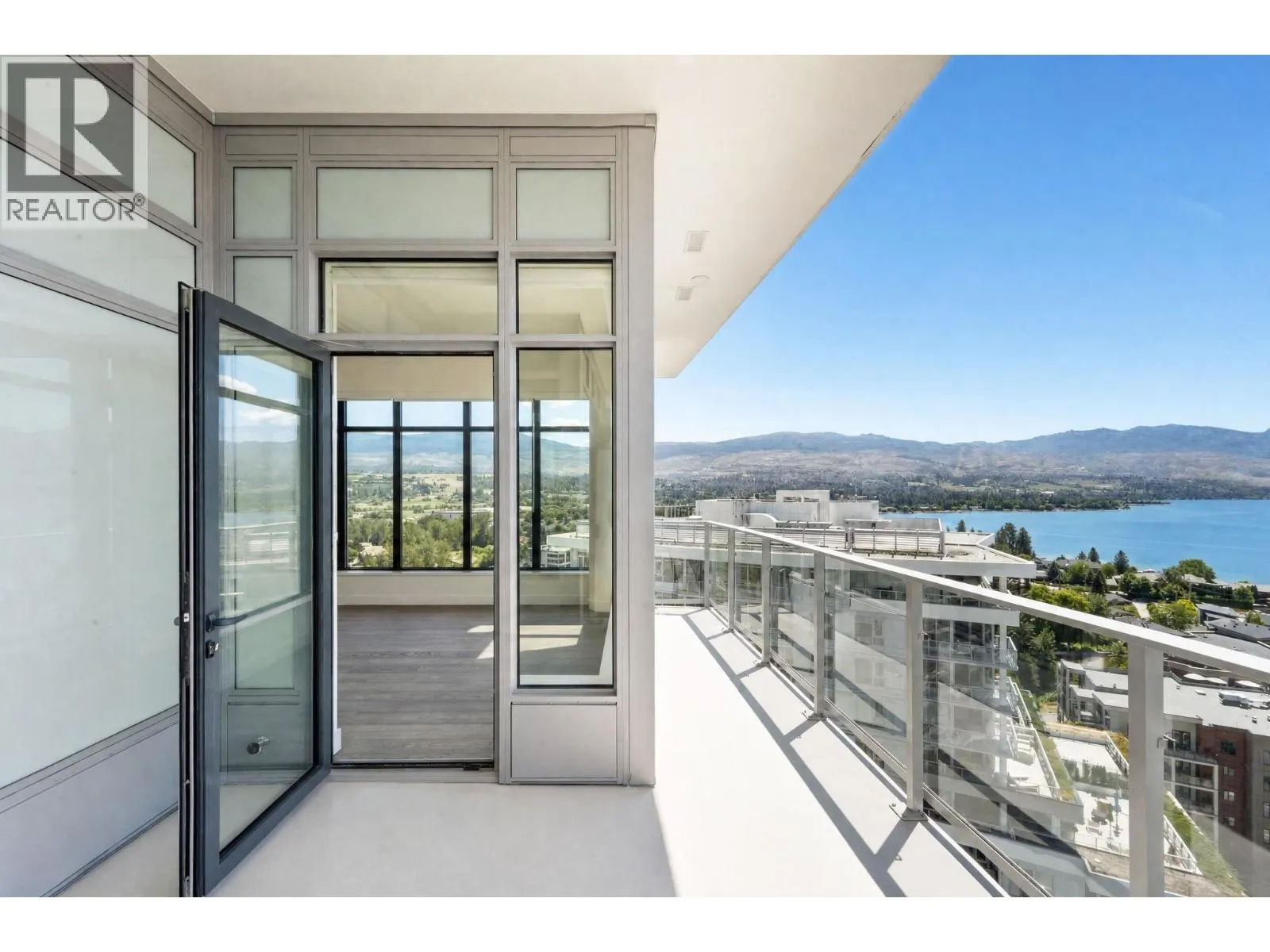 3700 Capozzi Road Unit# PH5