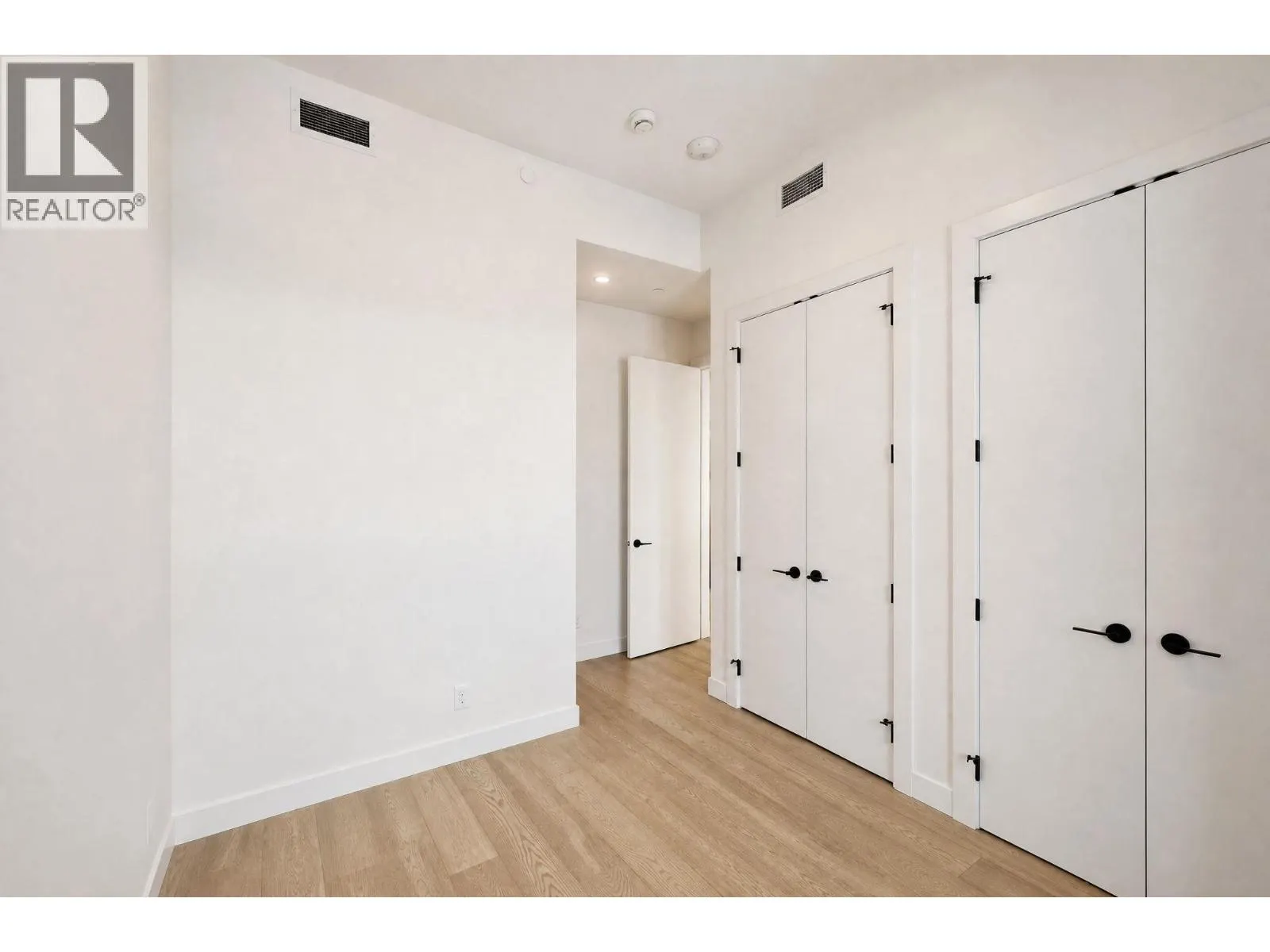 3700 Capozzi Road Unit# PH5