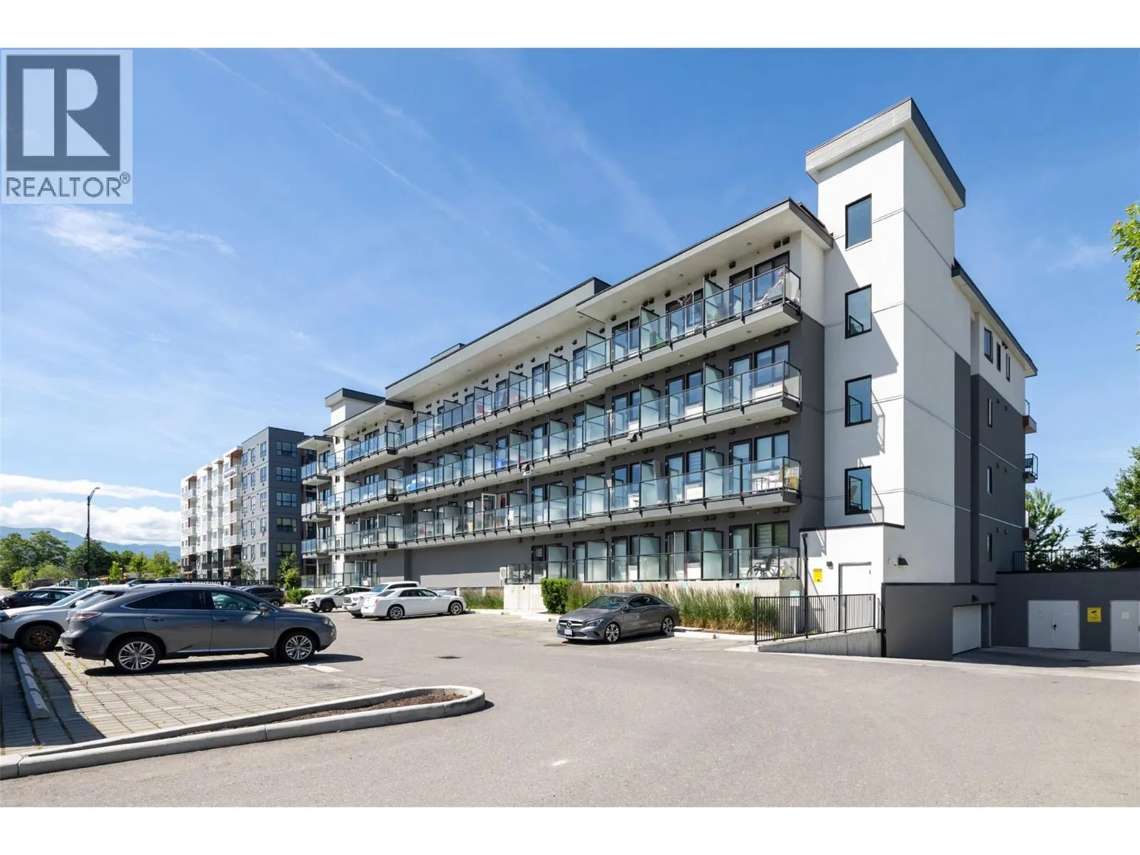 345 Dougall Road Unit# 325