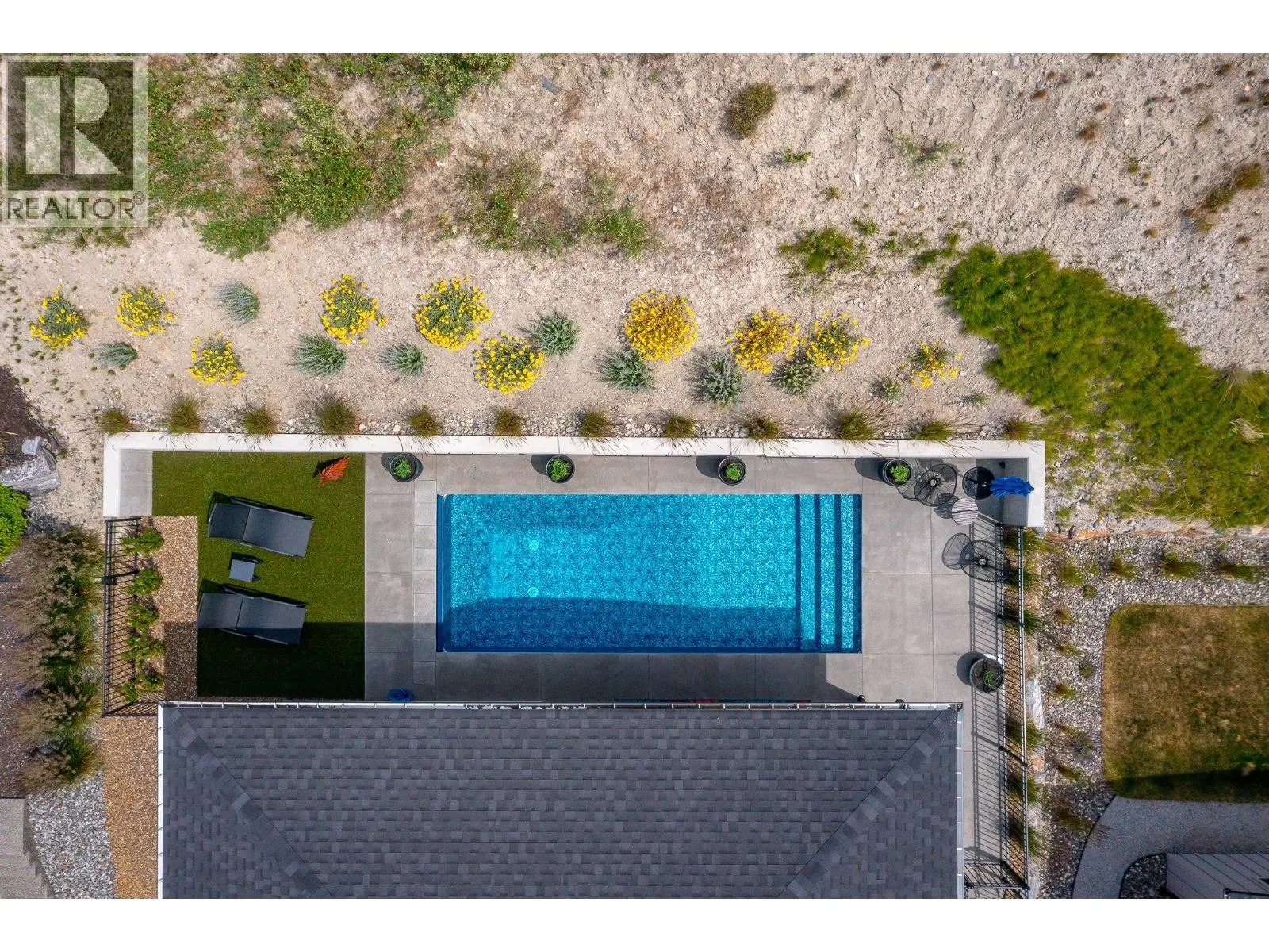 9839 Beacon Hill Crescent