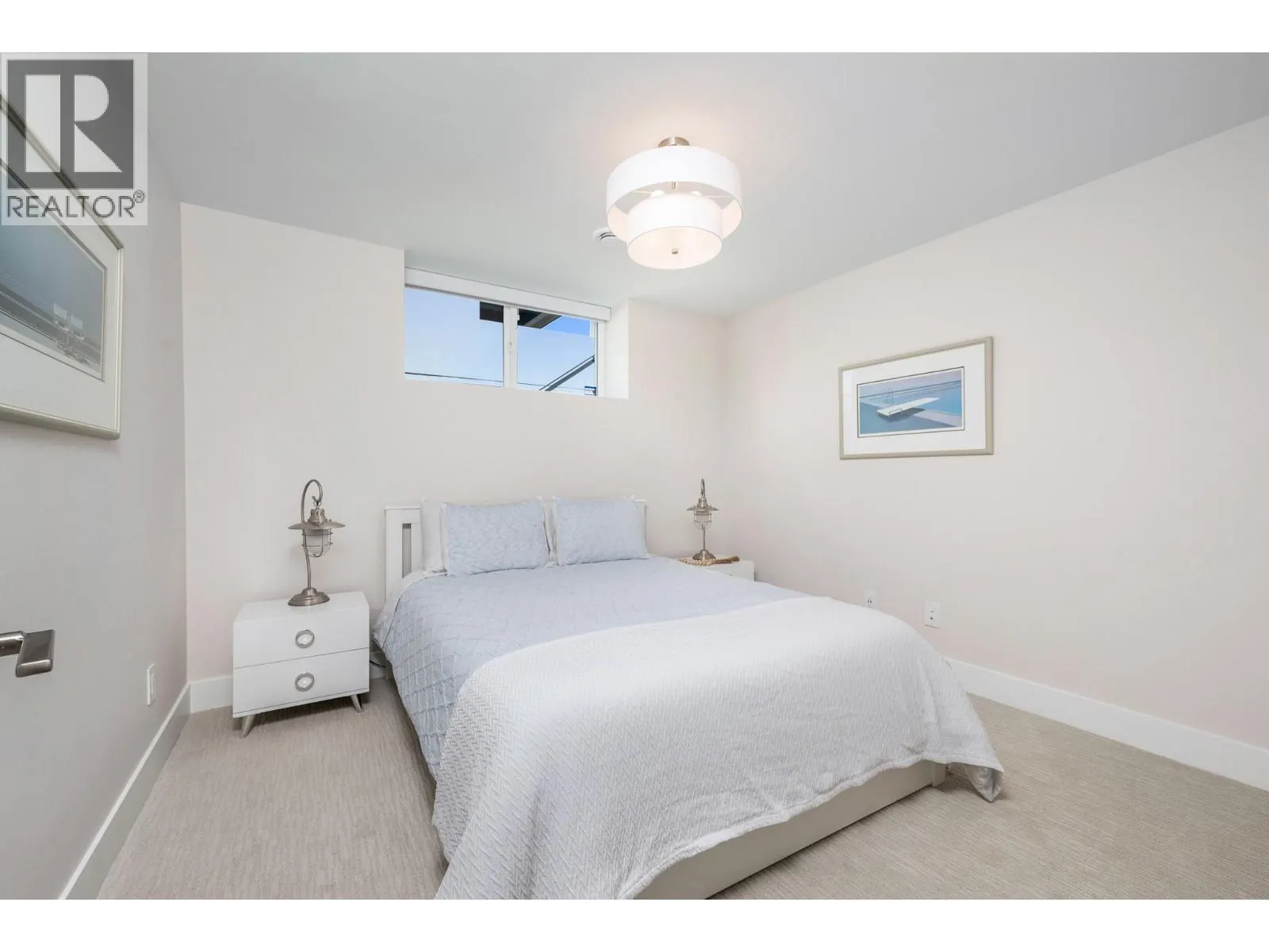 9839 Beacon Hill Crescent