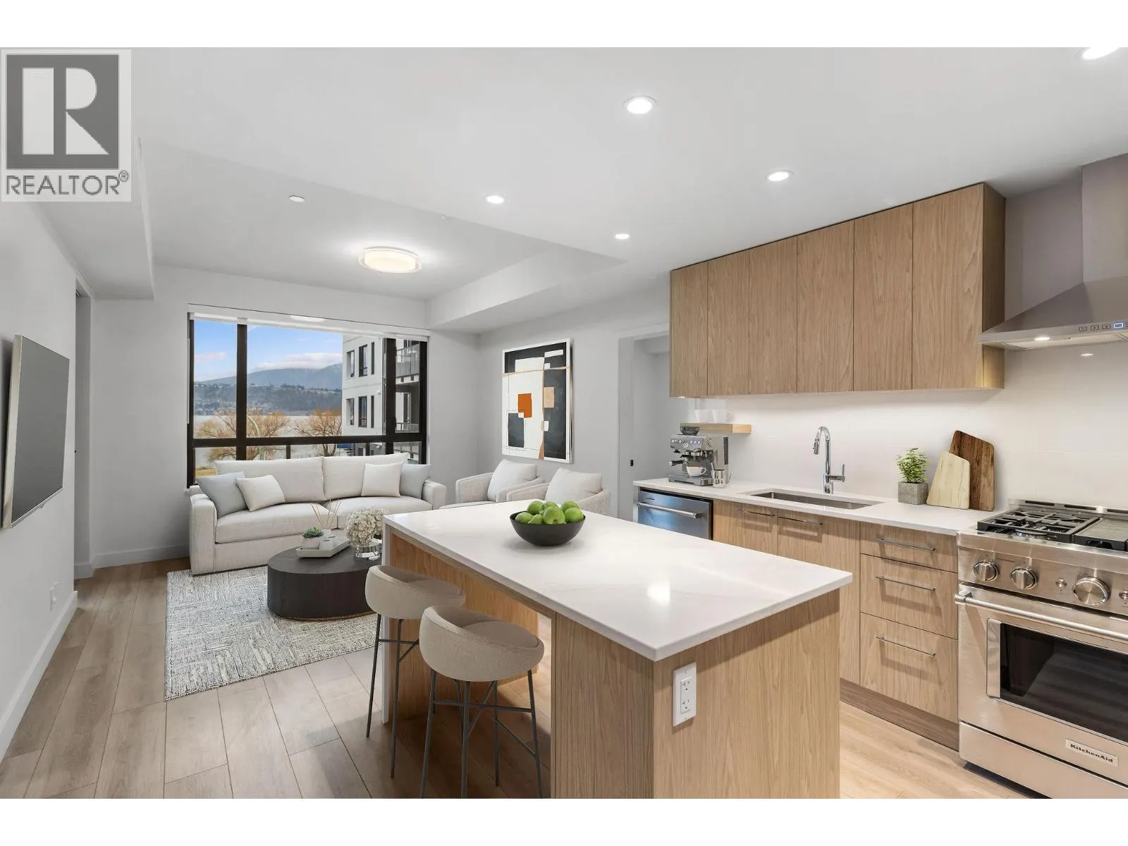 3051 Abbott Street Unit# 213