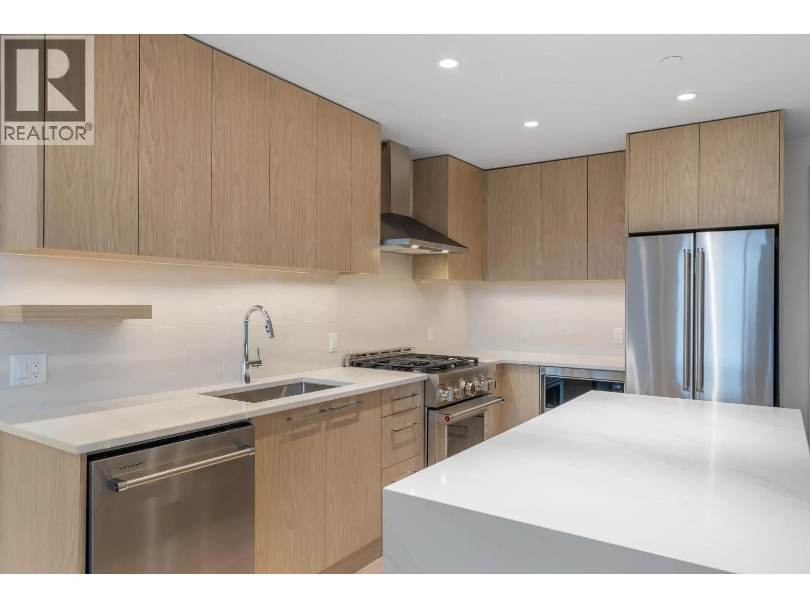 3051 Abbott Street Unit# 213