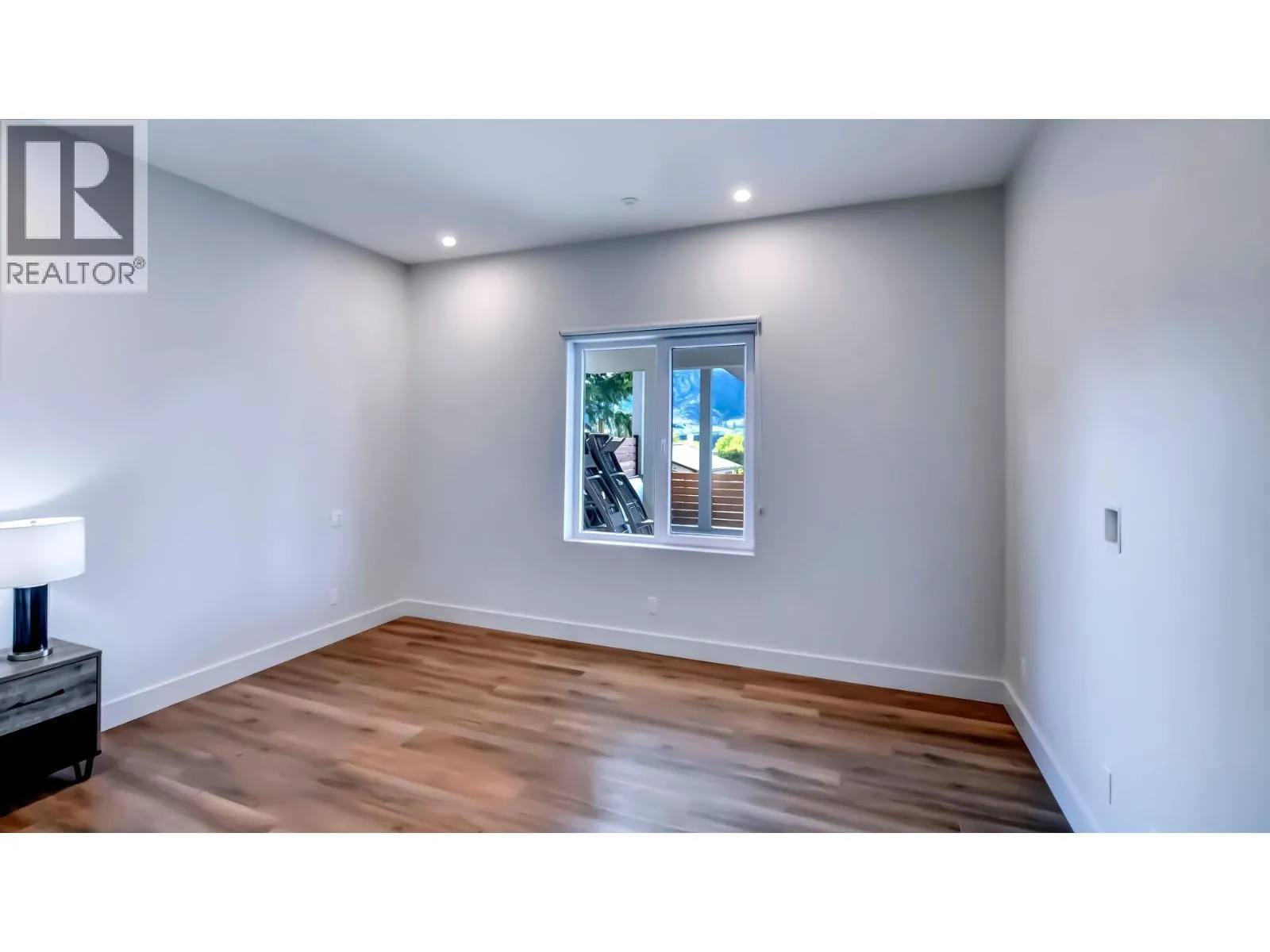 110 Eastside Road