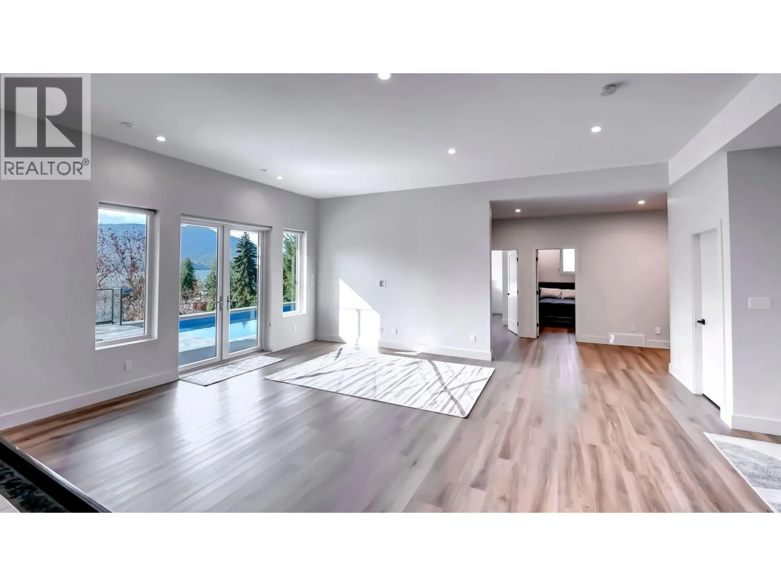 110 Eastside Road