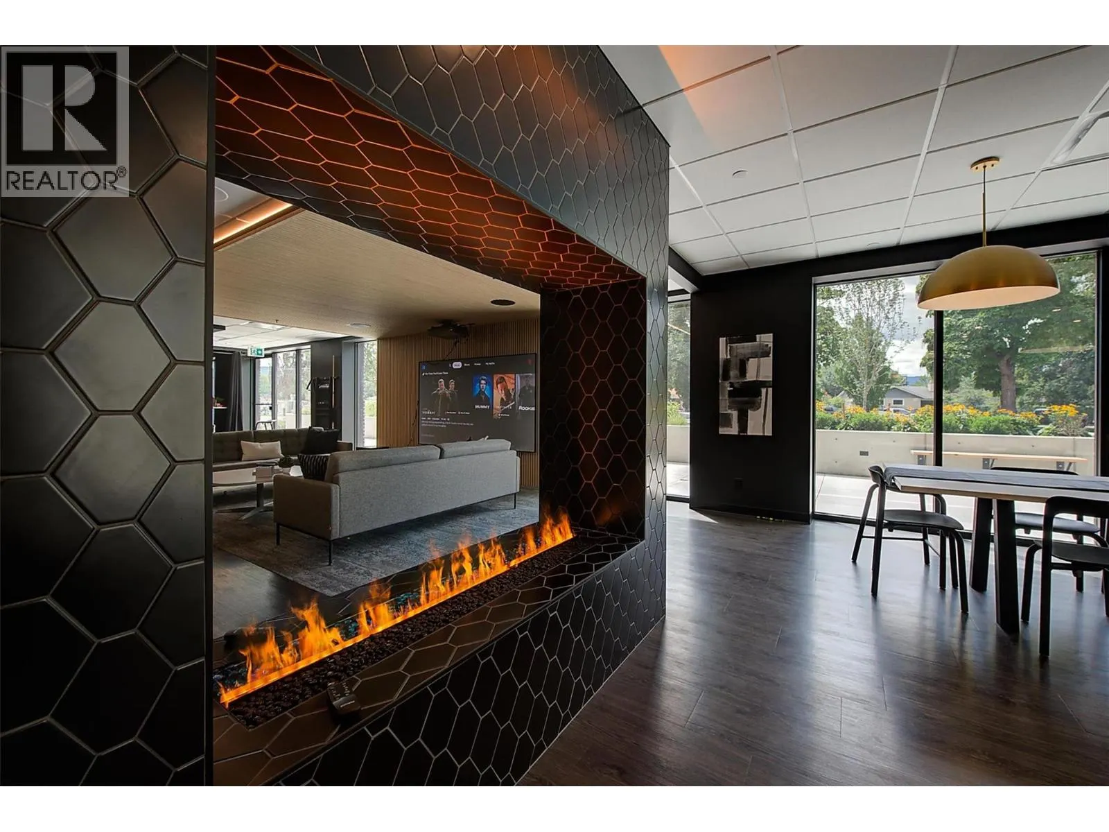 1274 Devonshire Avenue Unit# 405