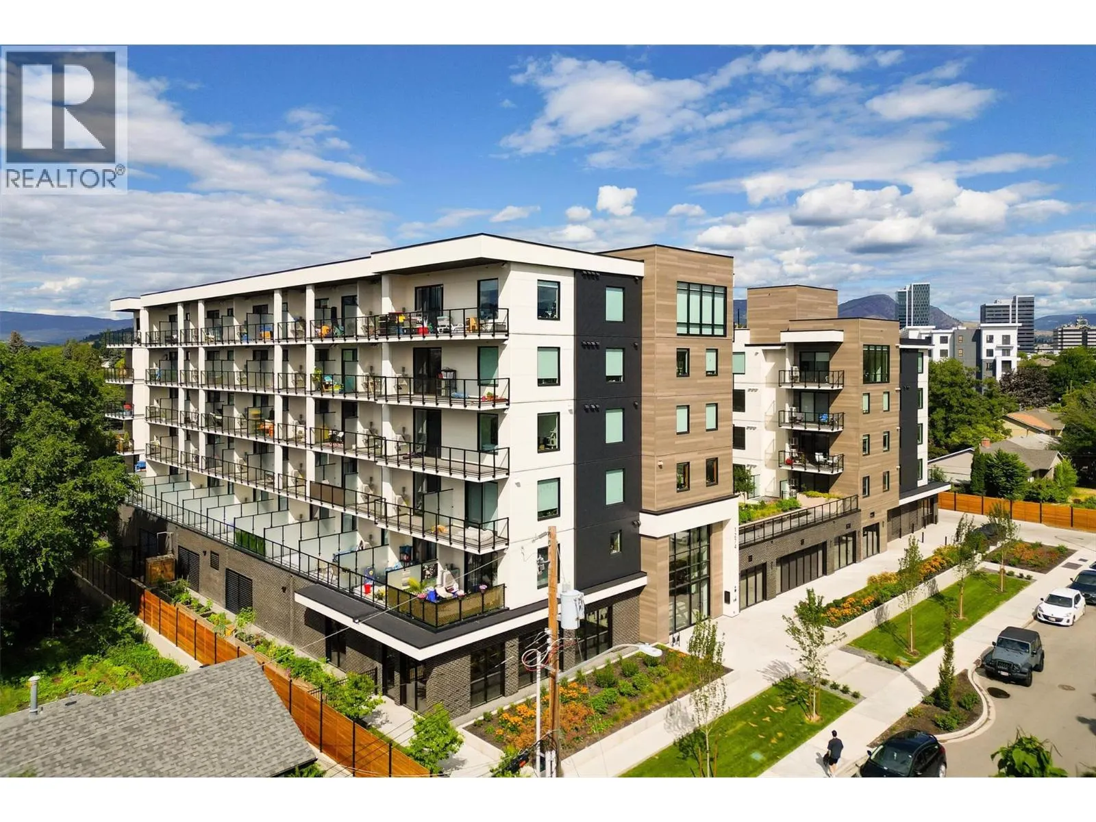 1274 Devonshire Avenue Unit# 405