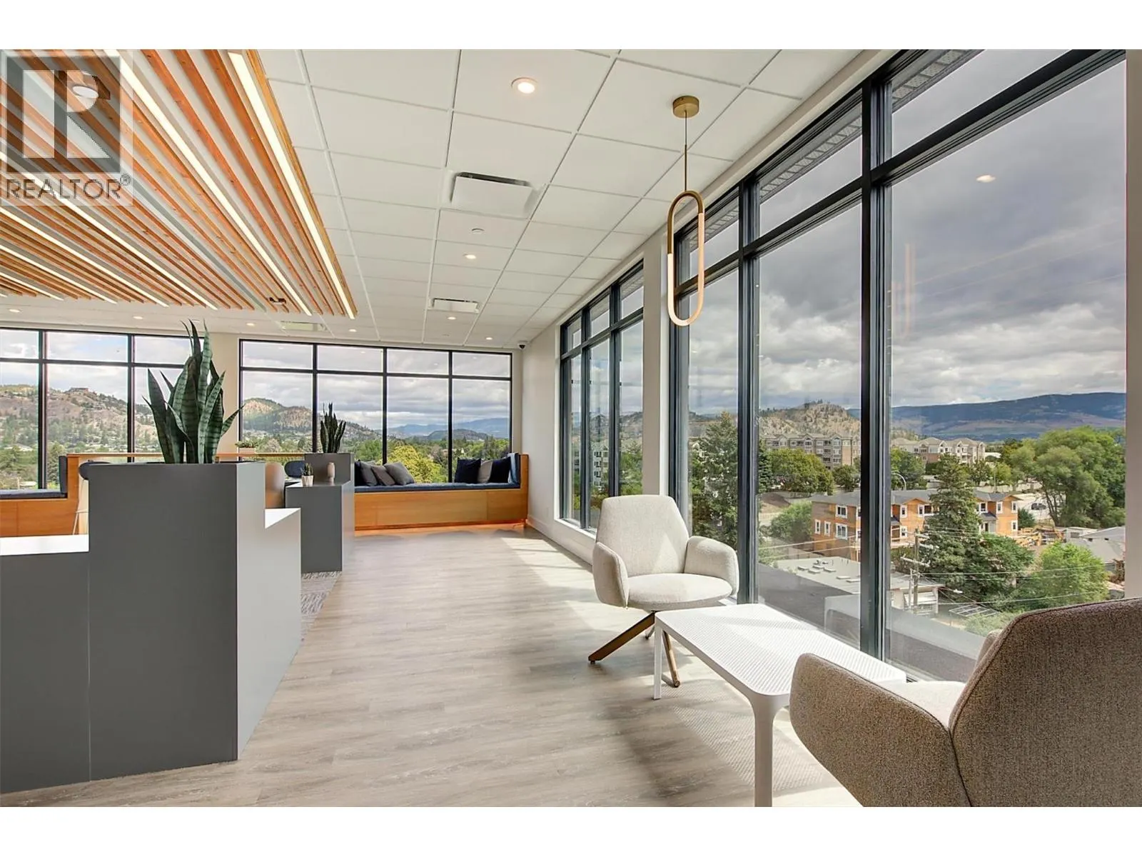 1274 Devonshire Avenue Unit# 405