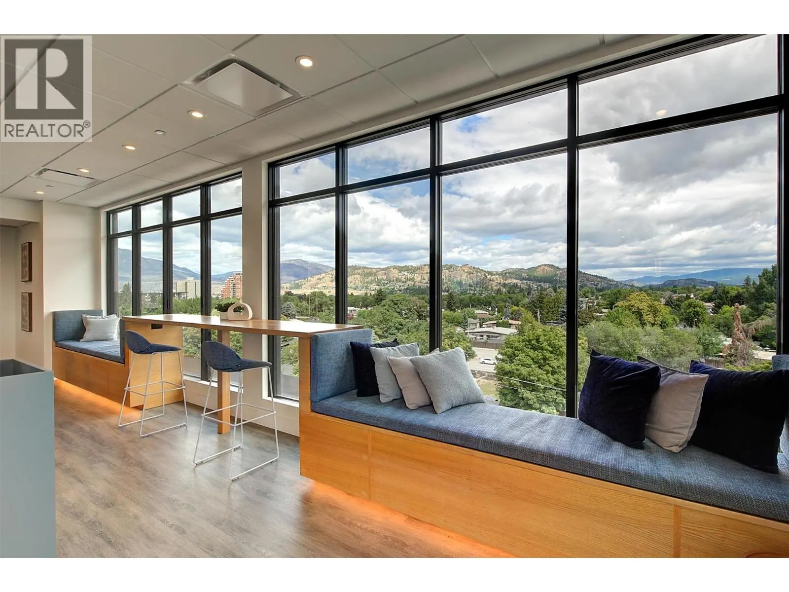 1274 Devonshire Avenue Unit# 405