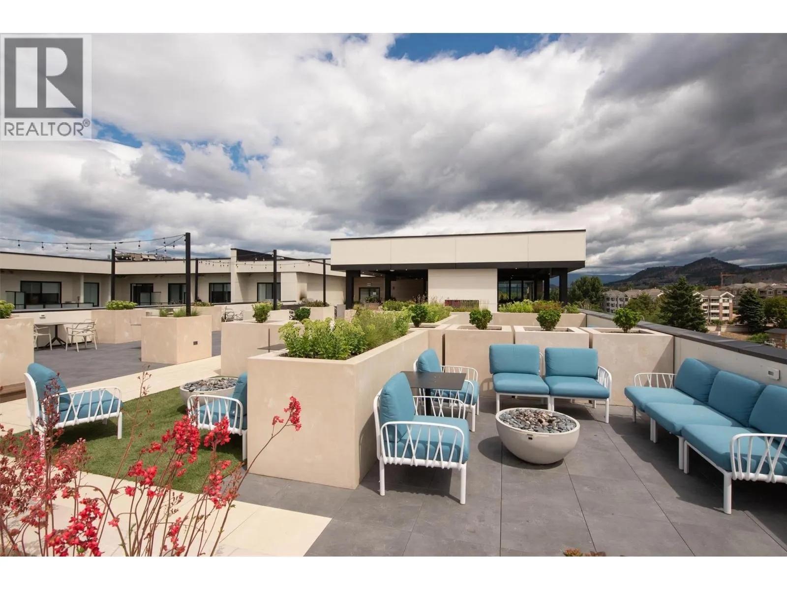 1274 Devonshire Avenue Unit# 405