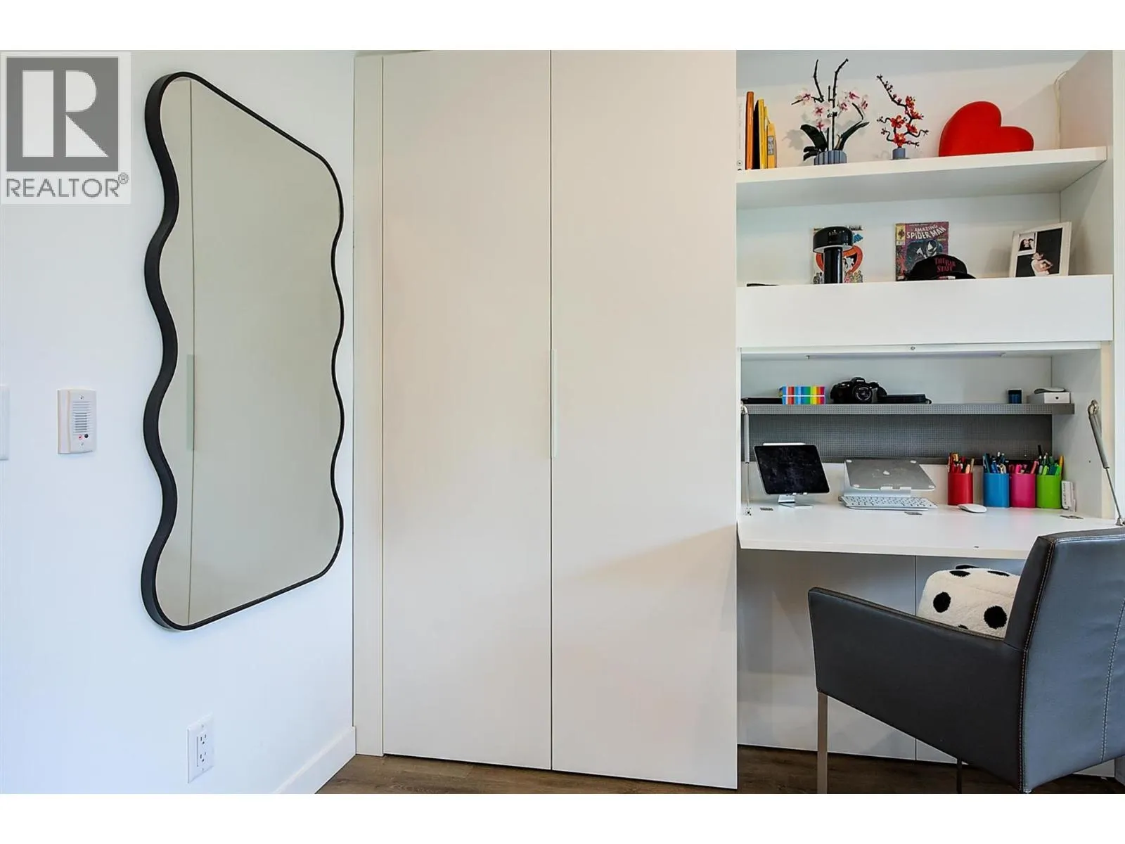 1274 Devonshire Avenue Unit# 405