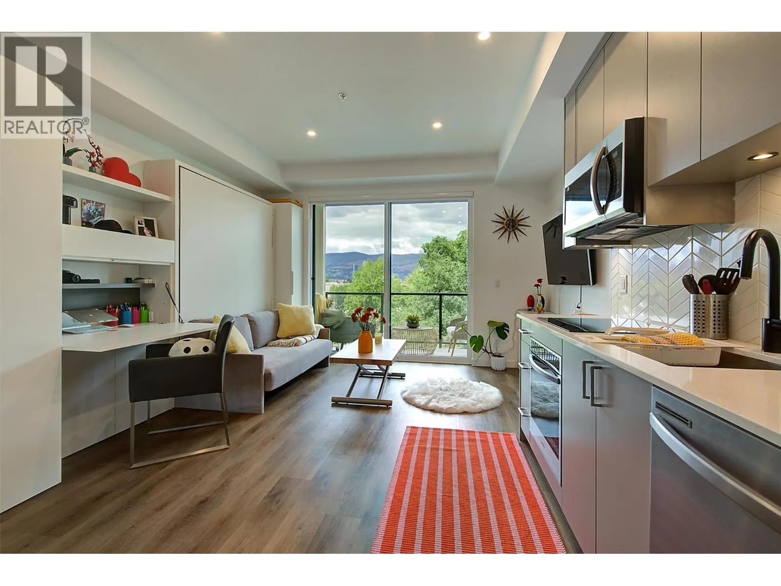 1274 Devonshire Avenue Unit# 405