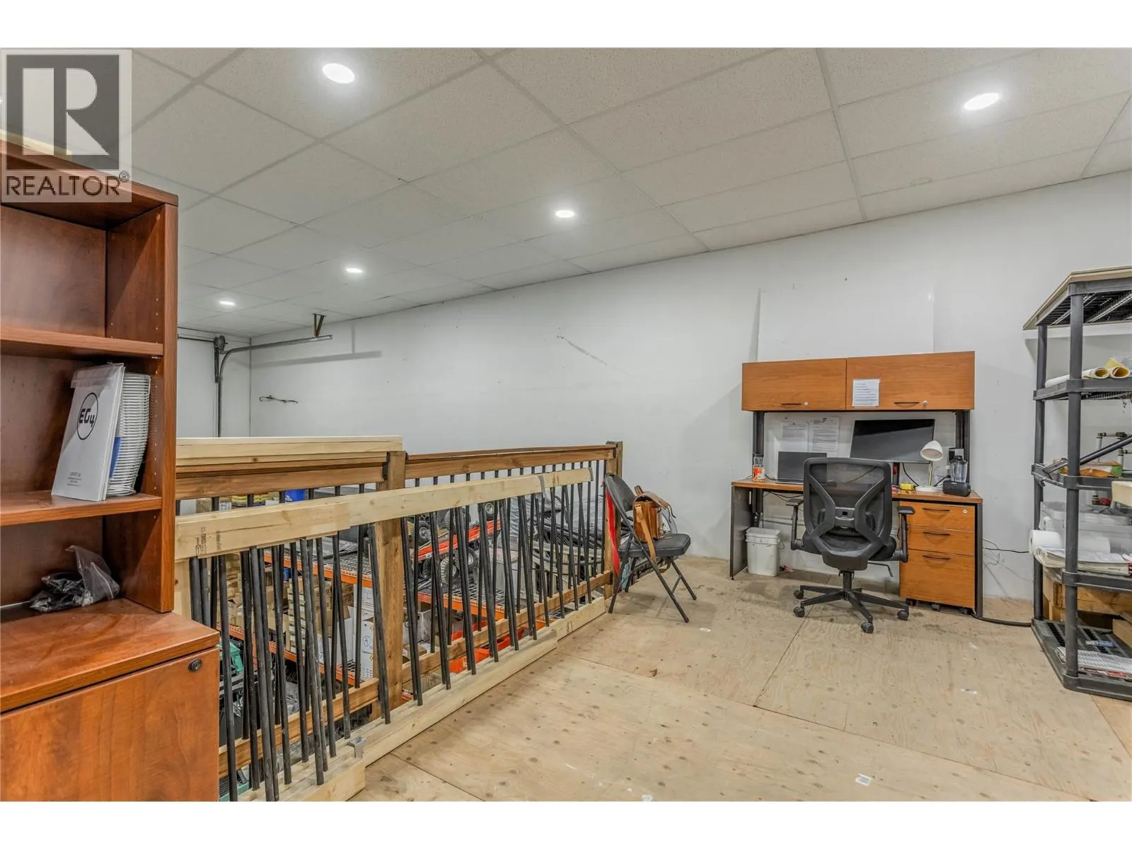 2550 Acland Road Unit# 25