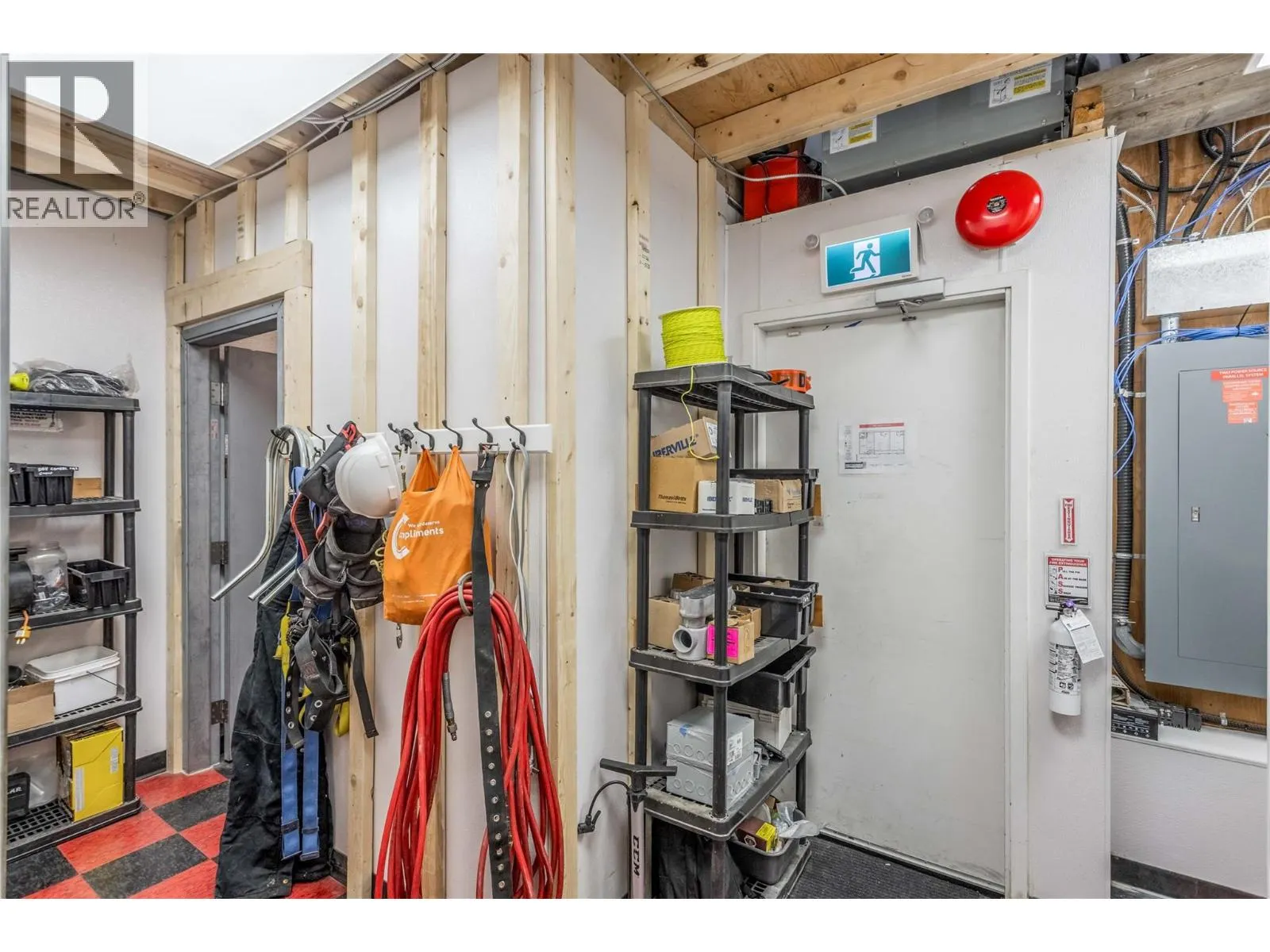 2550 Acland Road Unit# 25