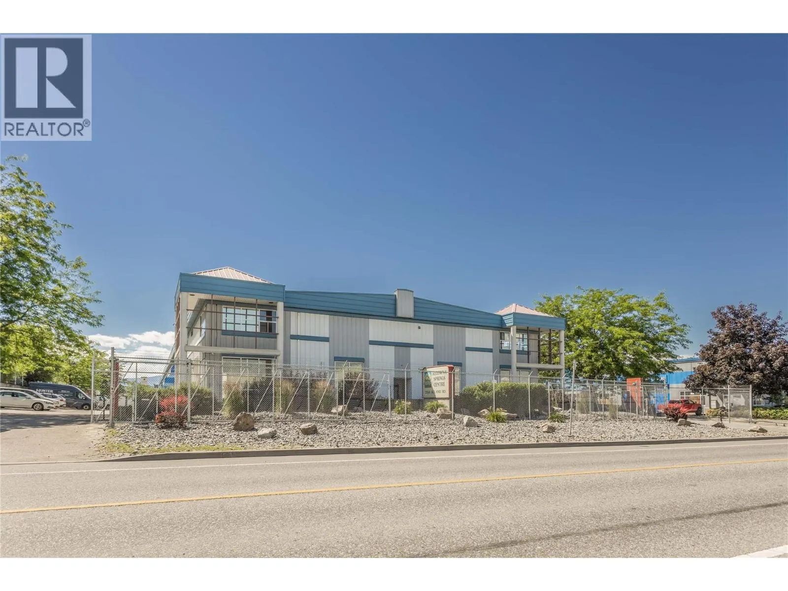 2550 Acland Road Unit# 25