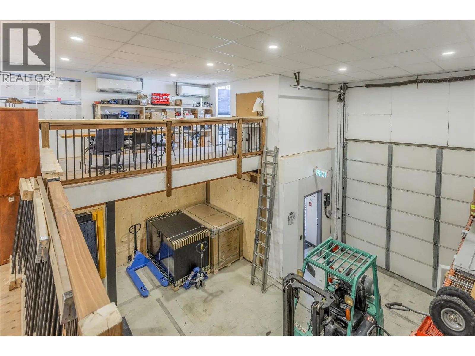 2550 Acland Road Unit# 25