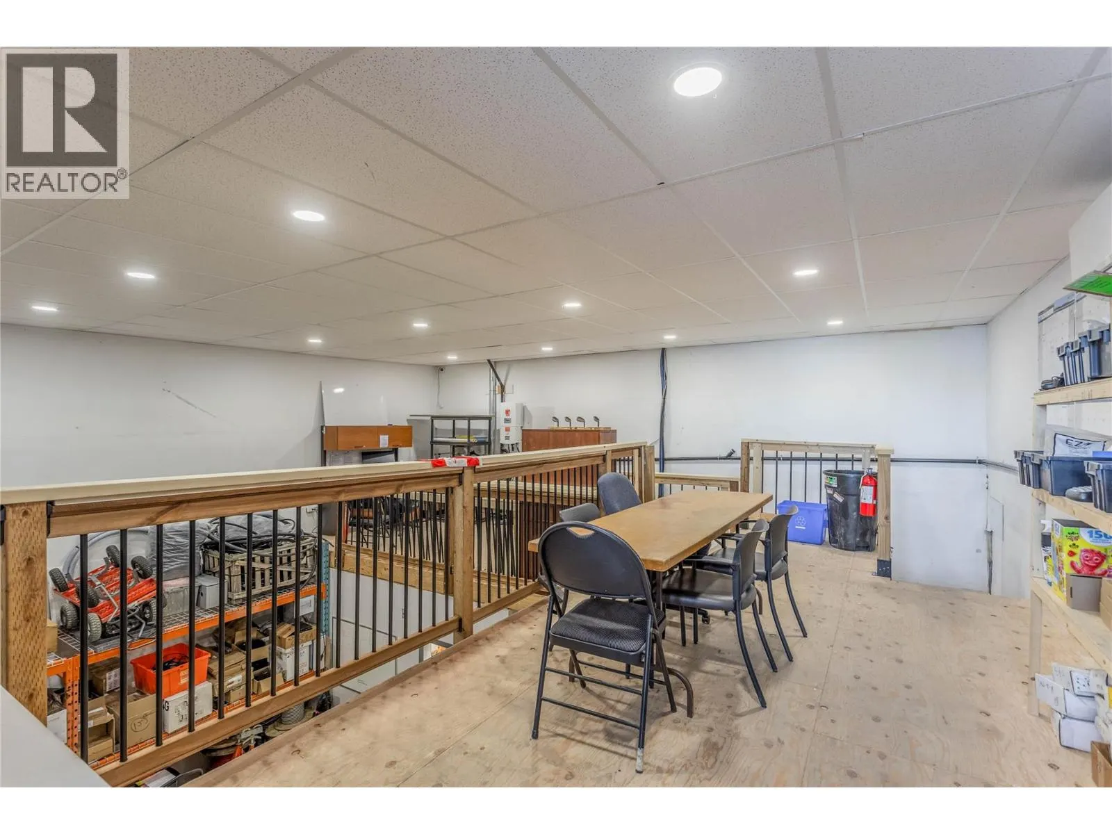 2550 Acland Road Unit# 25
