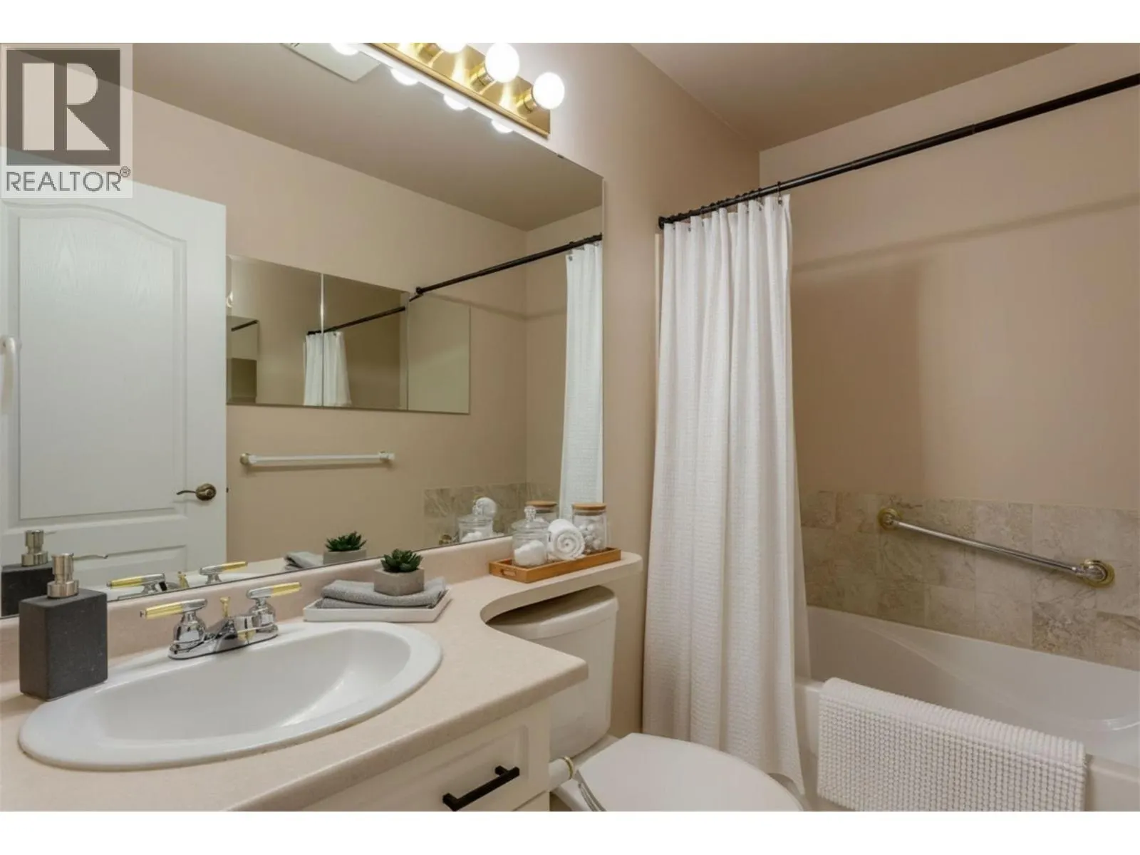 1120 Guisachan Road Unit# 80