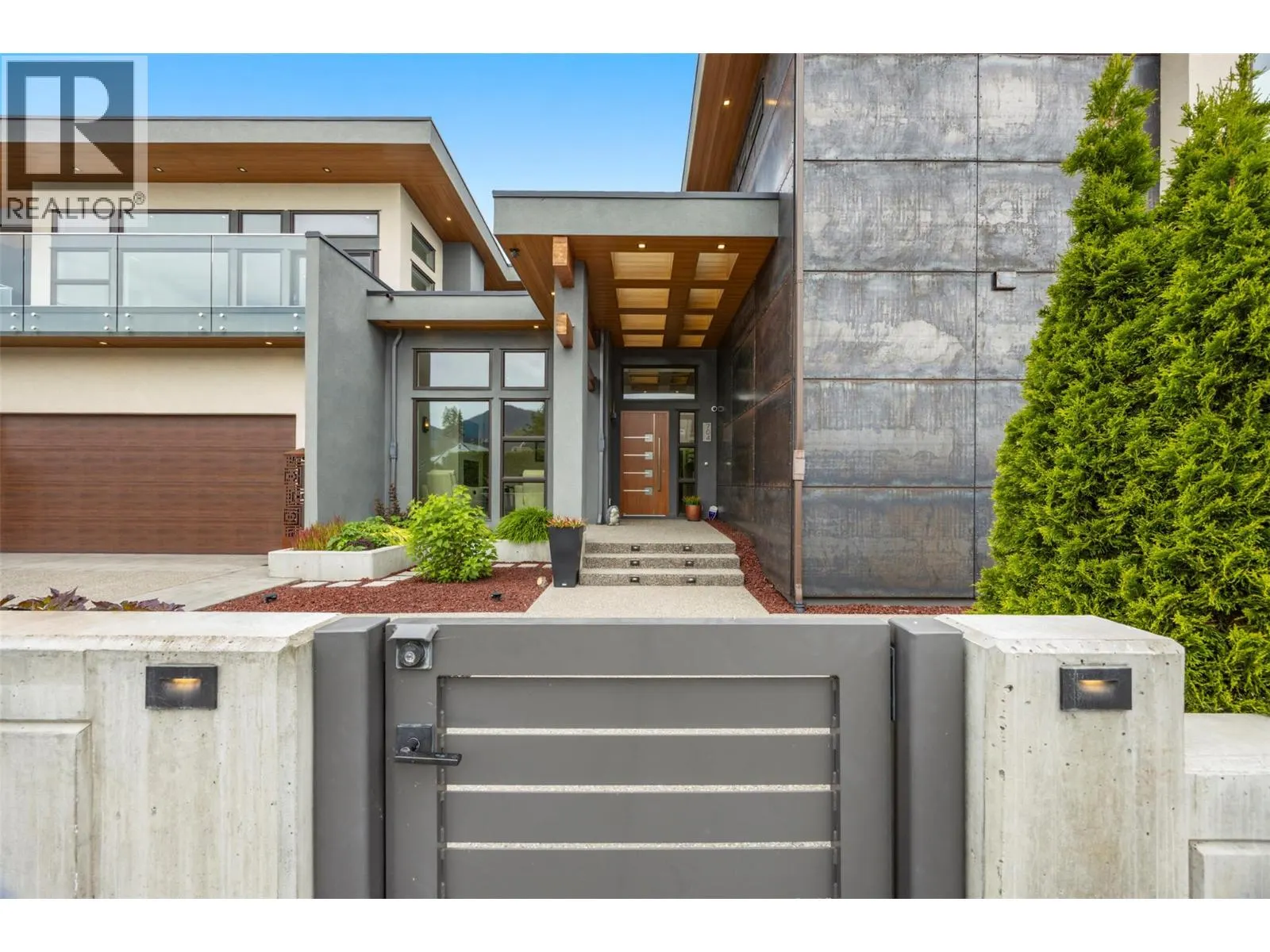 704 Stonor Street