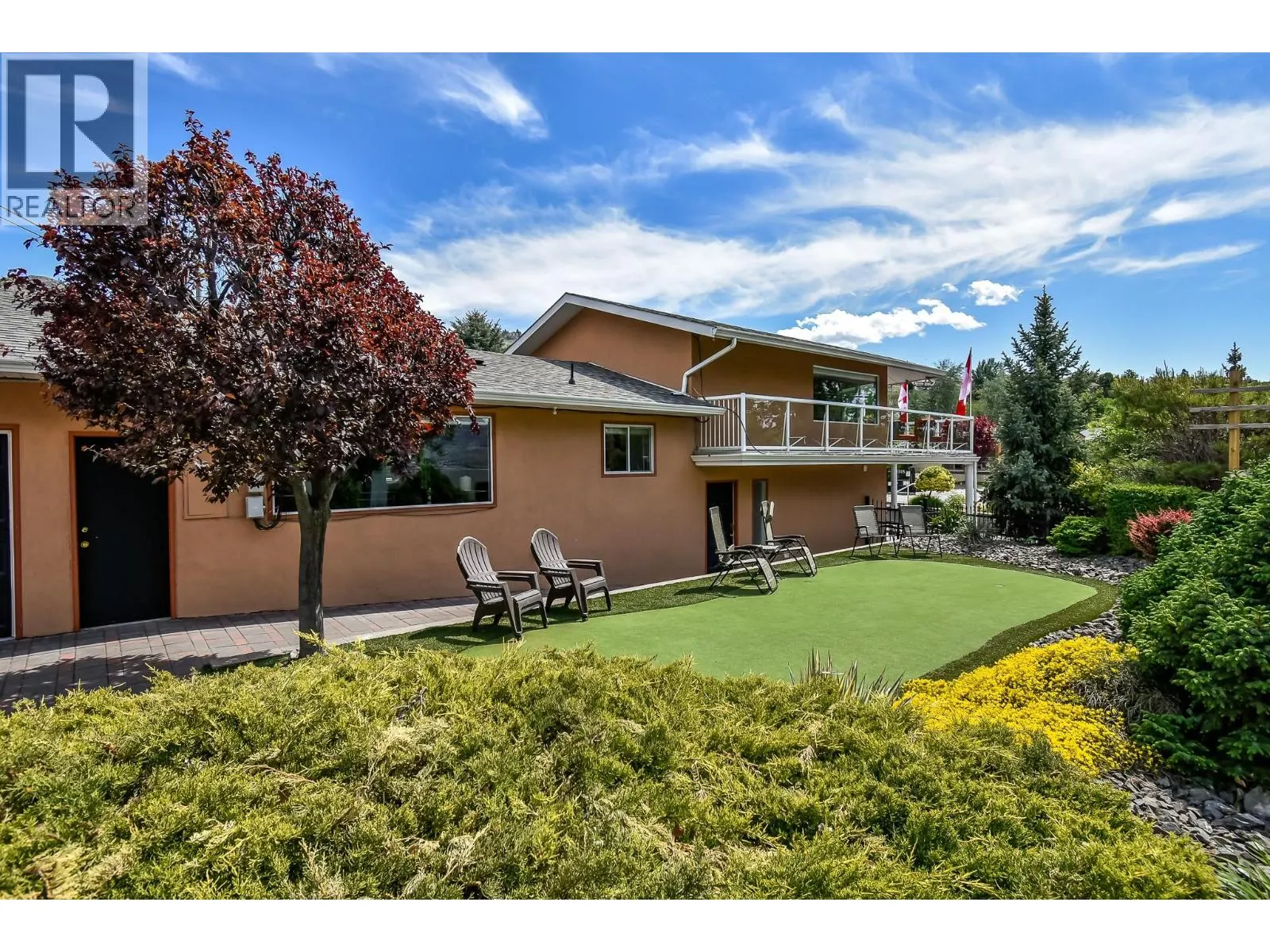 5005 LAKESHORE Drive Unit# 111