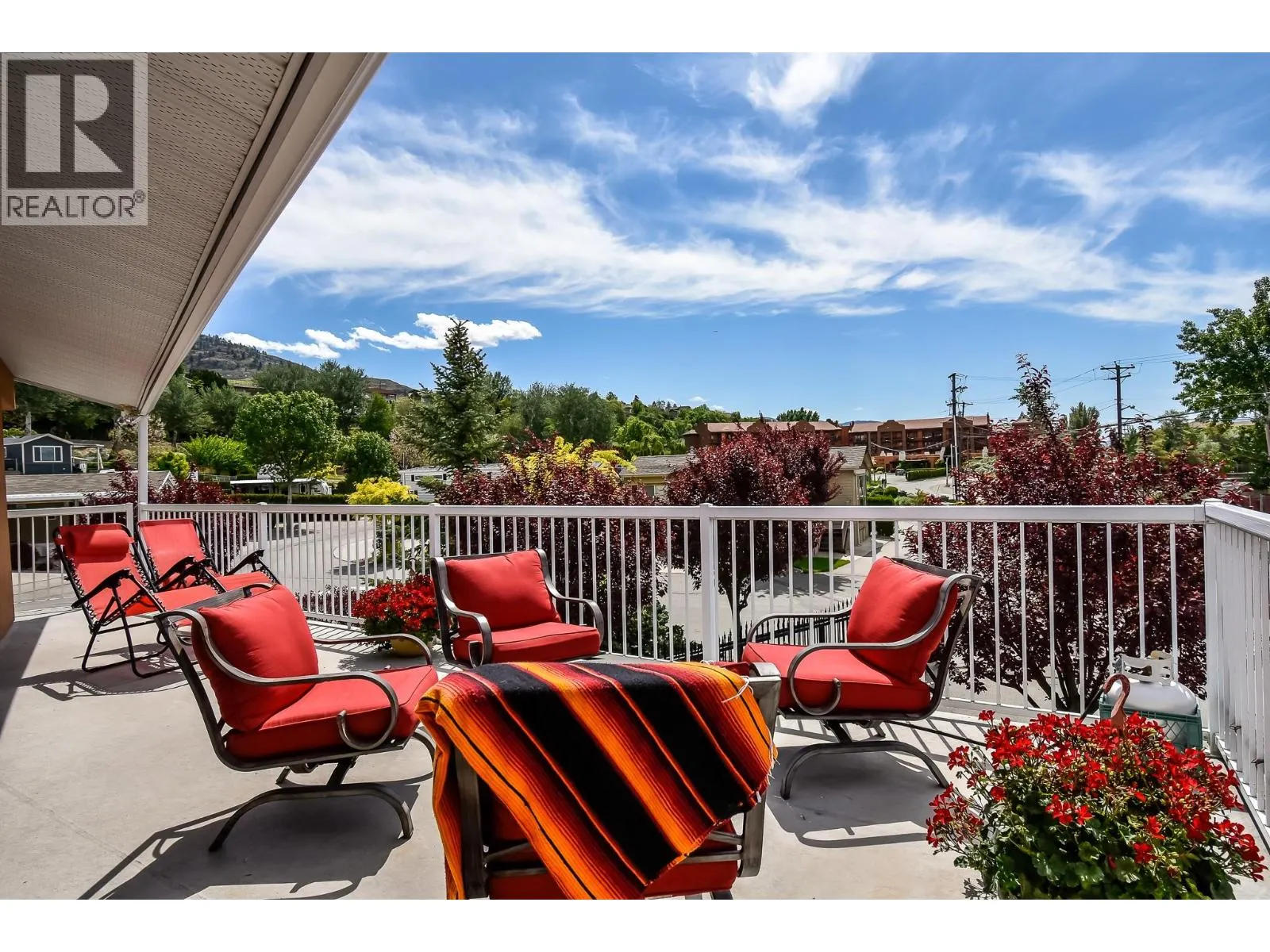 5005 LAKESHORE Drive Unit# 111