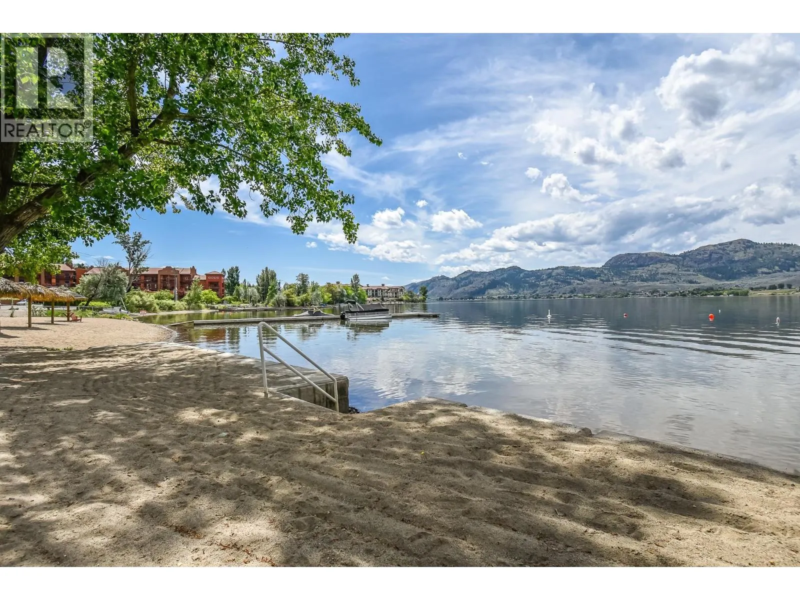 5005 LAKESHORE Drive Unit# 111
