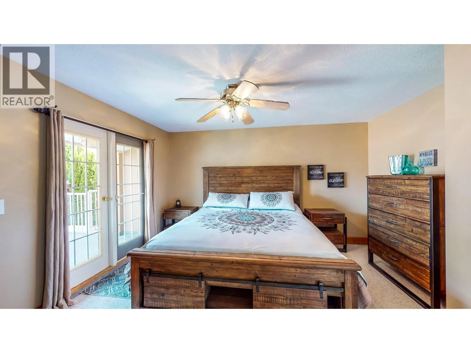 5005 LAKESHORE Drive Unit# 111