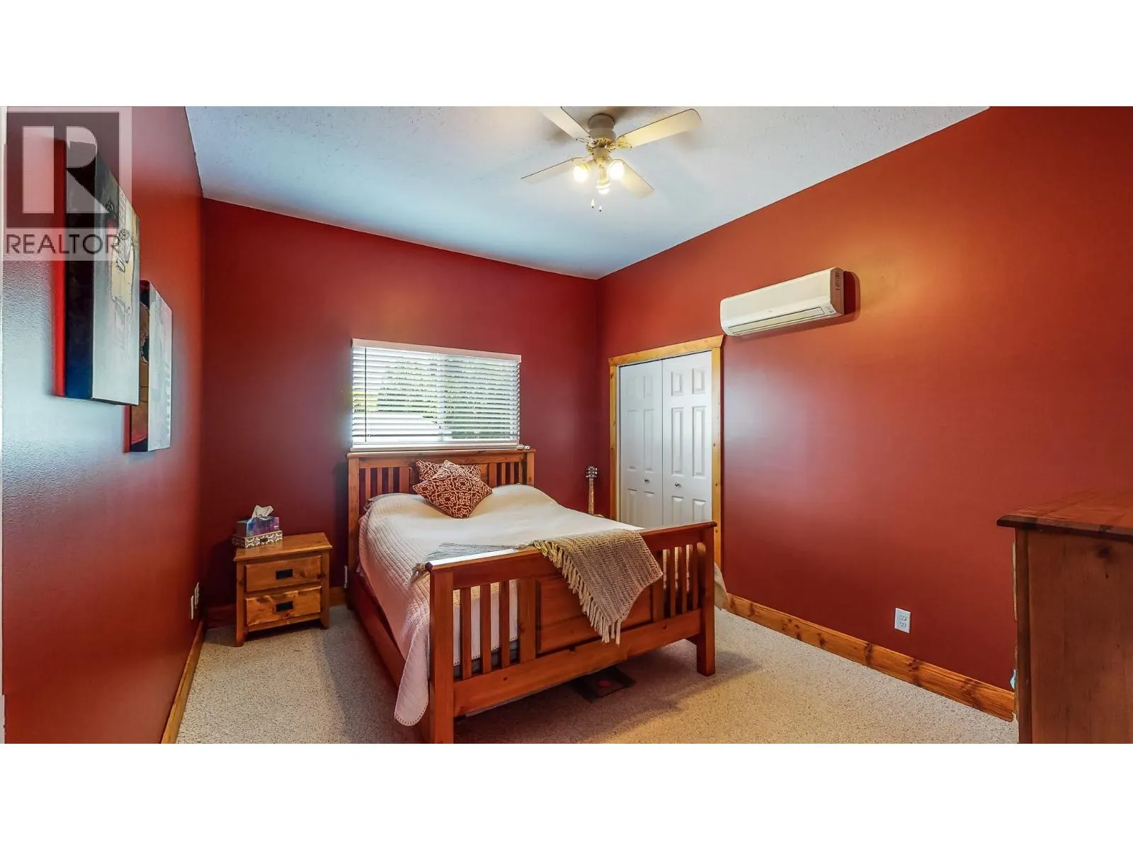 5005 LAKESHORE Drive Unit# 111