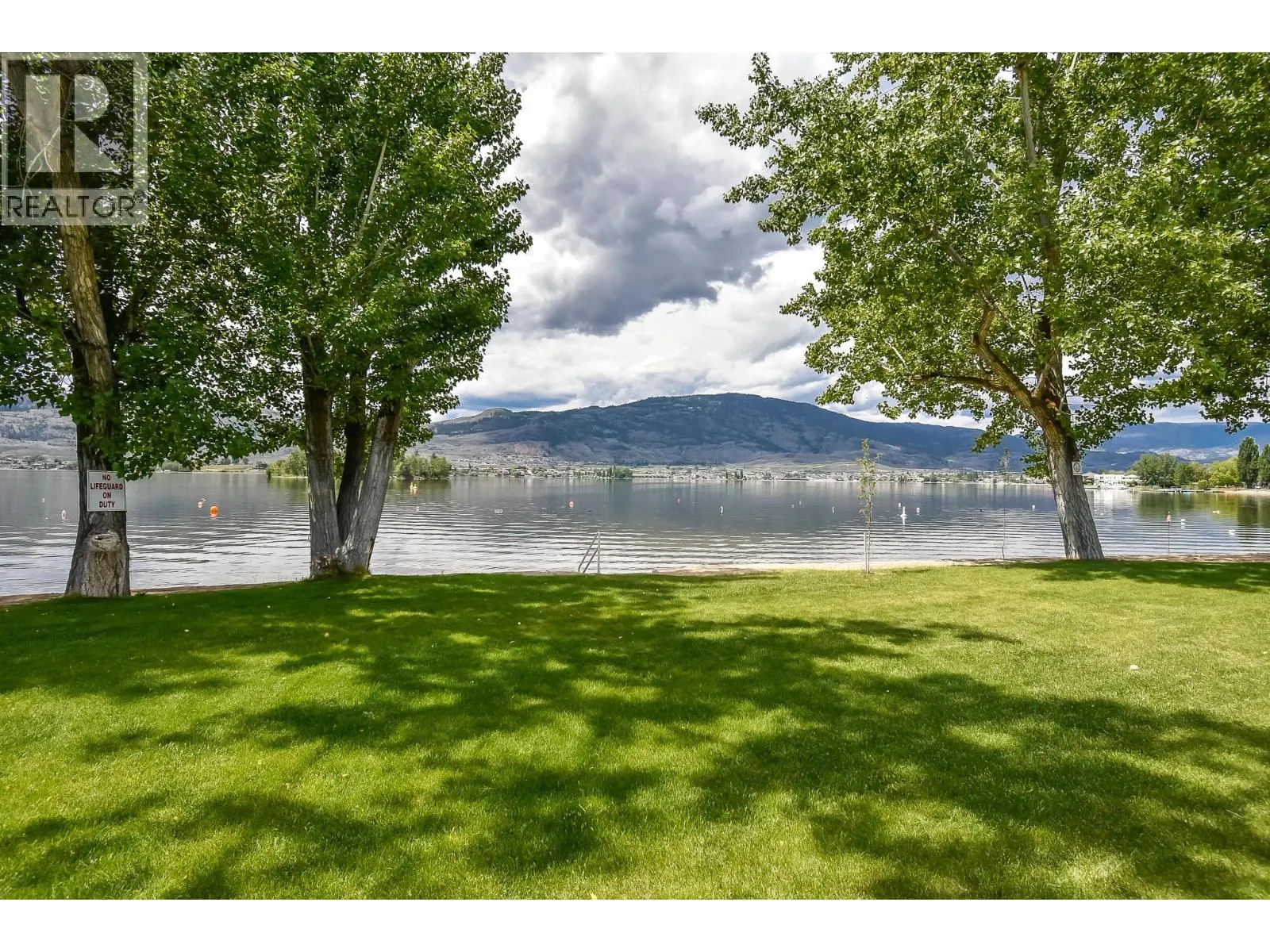 5005 LAKESHORE Drive Unit# 111