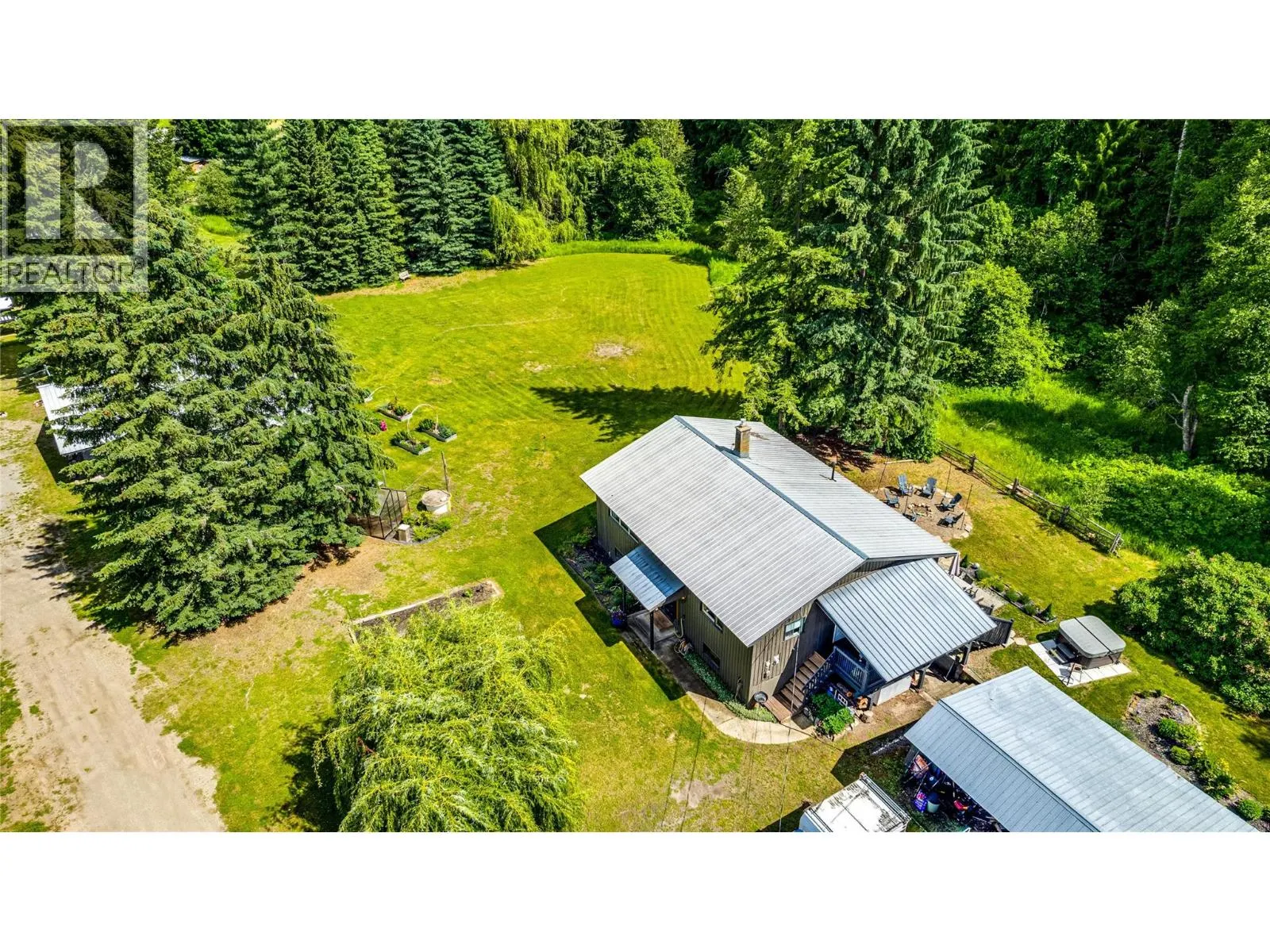 1206 Highway 6 Highway