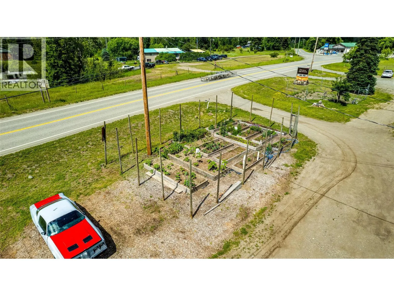 1206 Highway 6 Highway