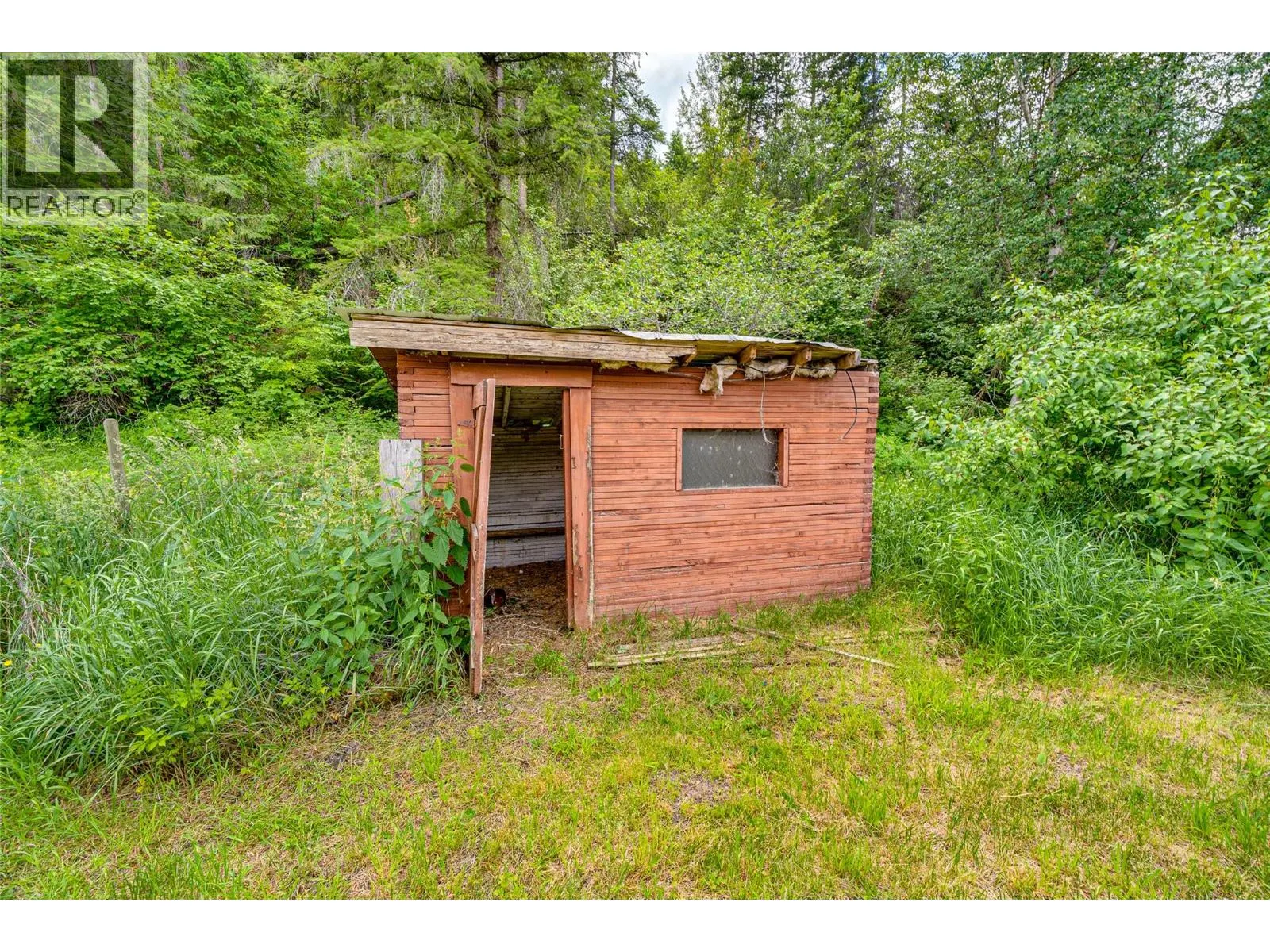1206 Highway 6 Highway