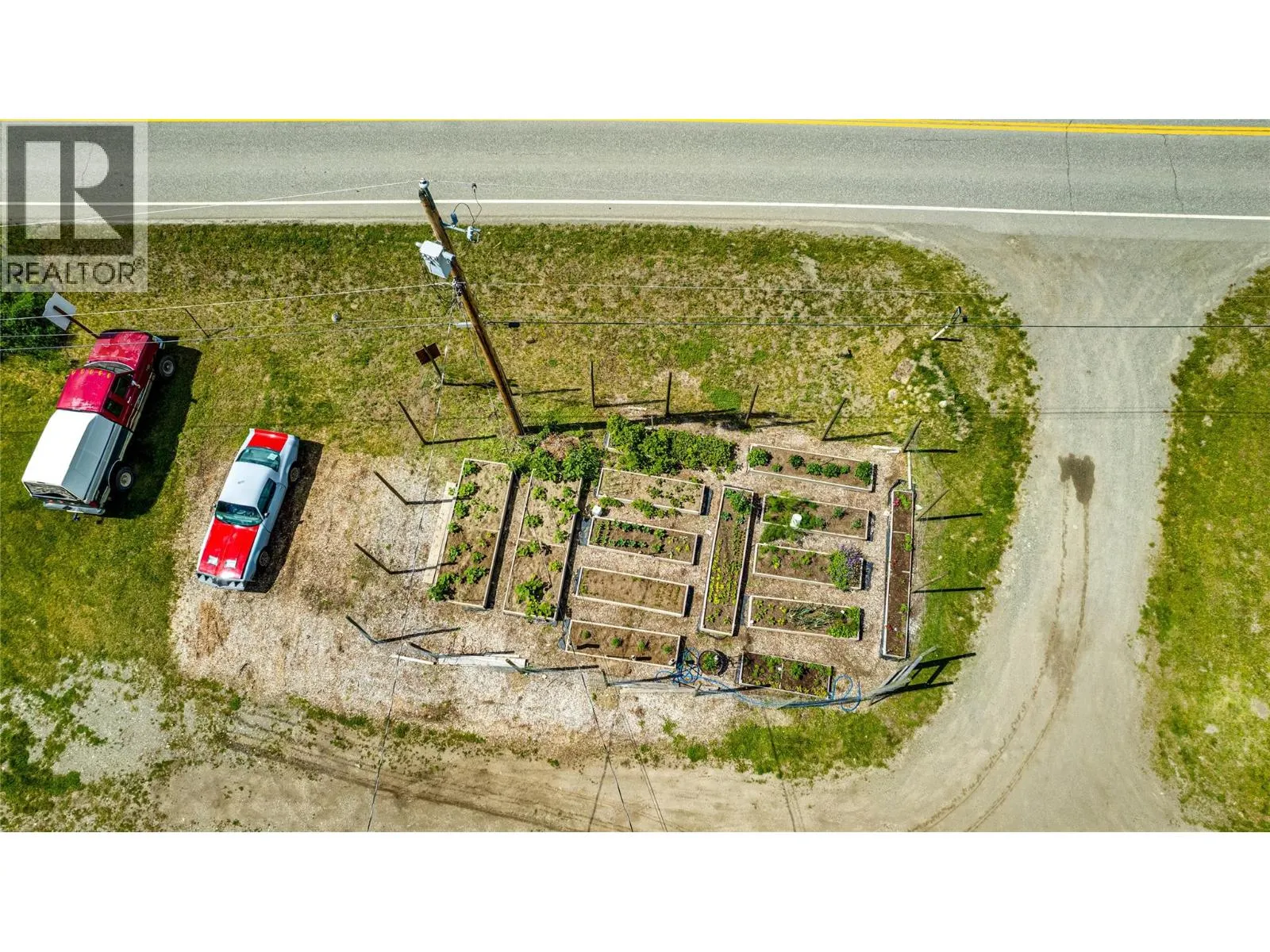1206 Highway 6 Highway