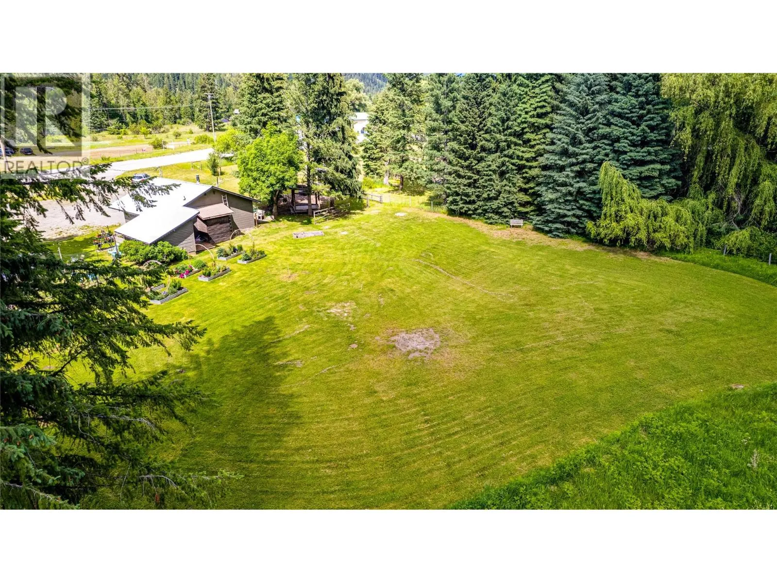 1206 Highway 6 Highway